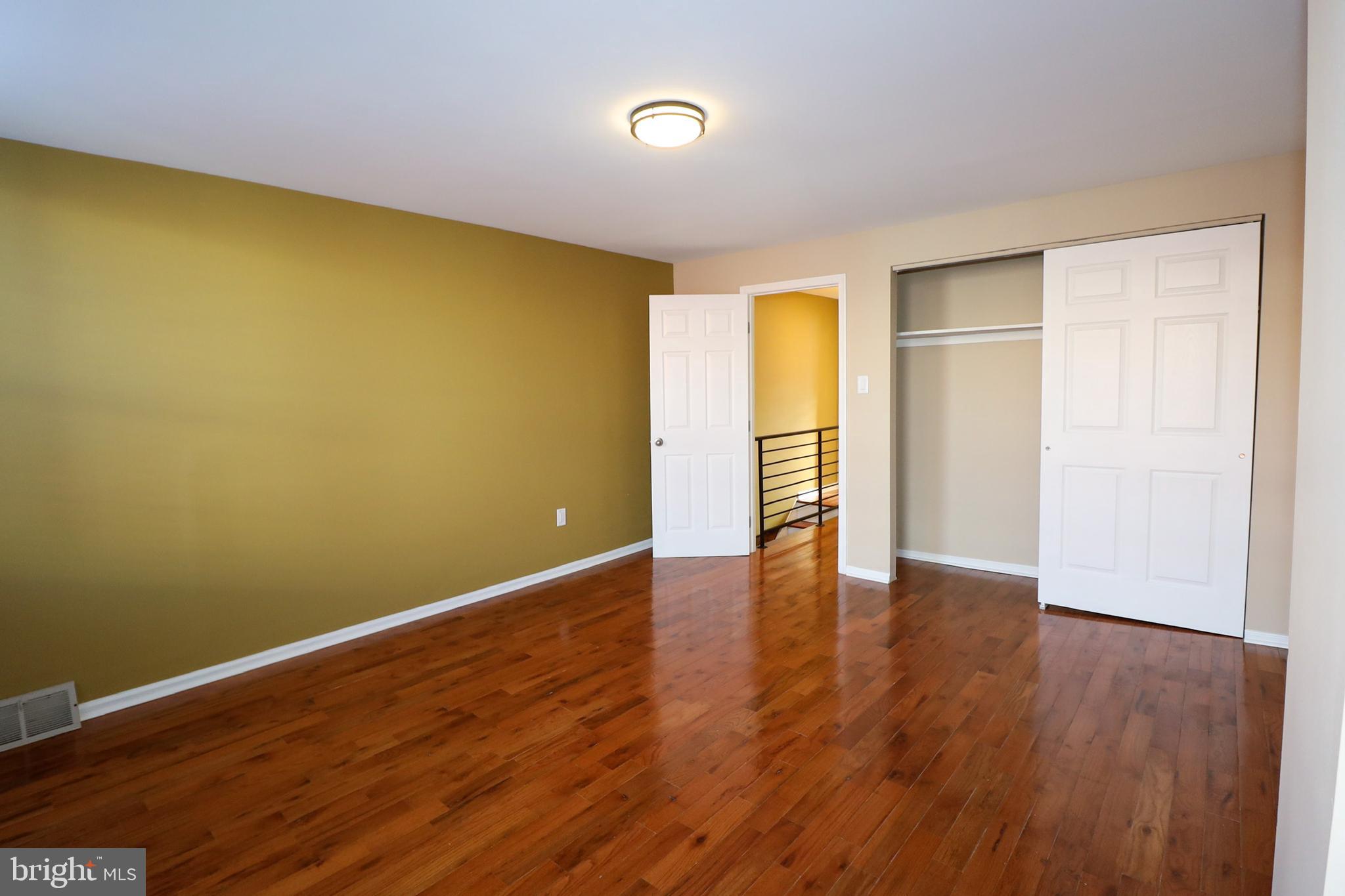 WHITMAN - Residential