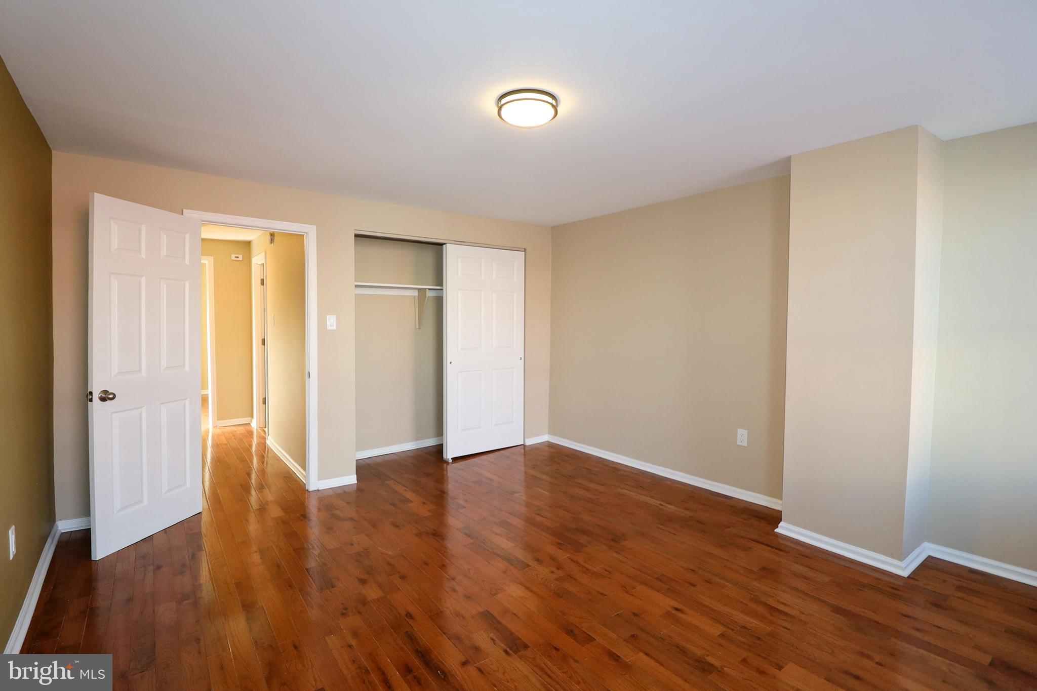 WHITMAN - Residential