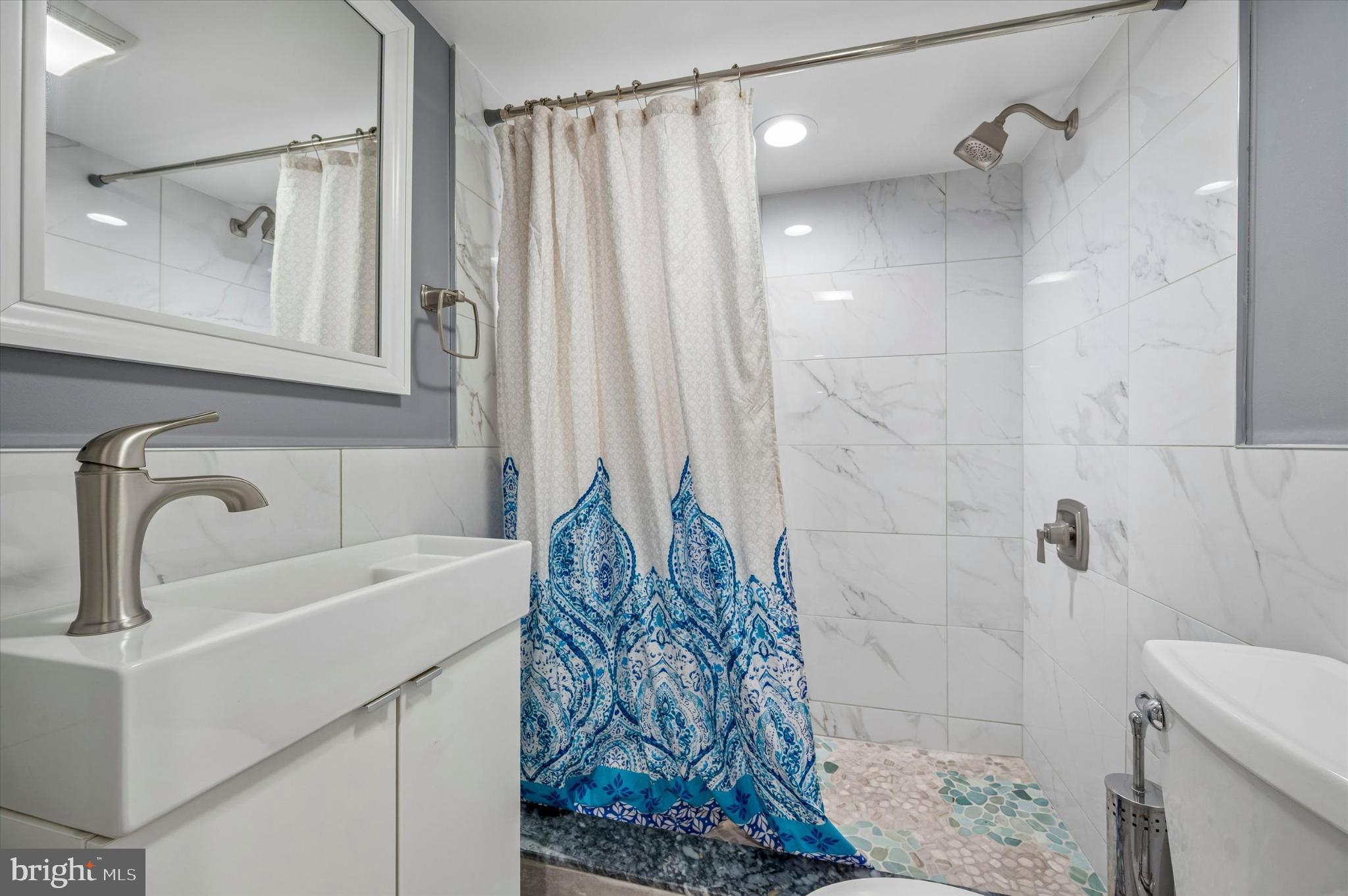 GERMANTOWN - Residential