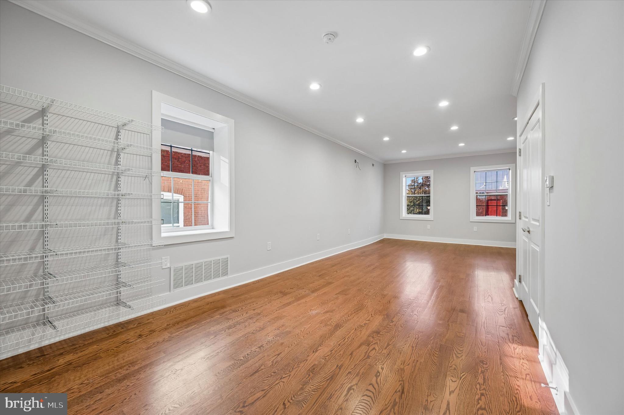 GERMANTOWN - Residential