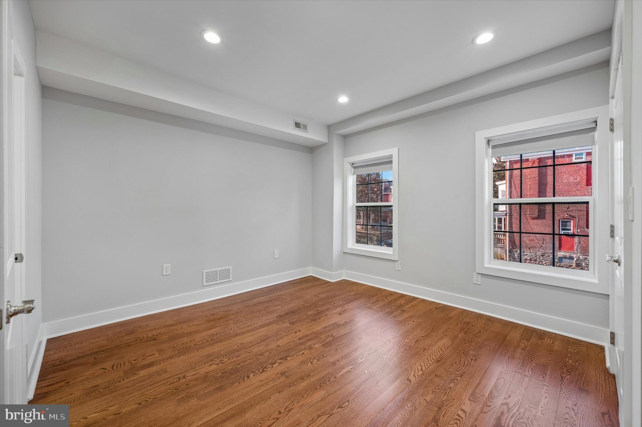 GERMANTOWN - Residential