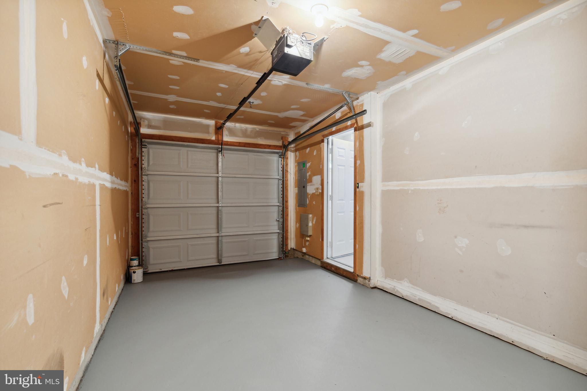 WOODVIEW VILLAGE - Residential