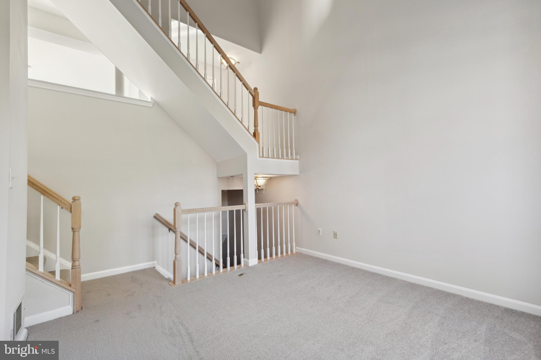 WOODVIEW VILLAGE - Residential