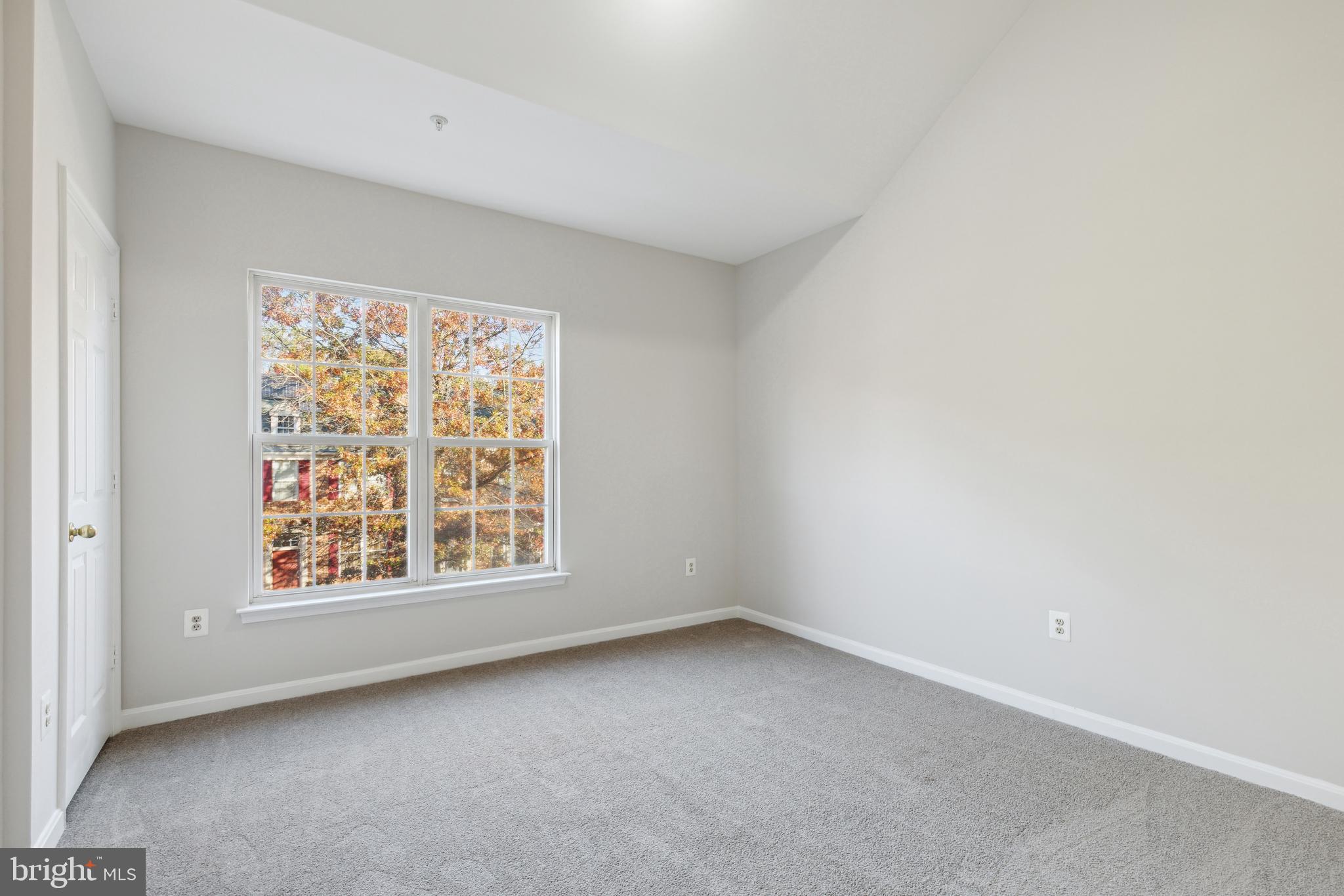 WOODVIEW VILLAGE - Residential