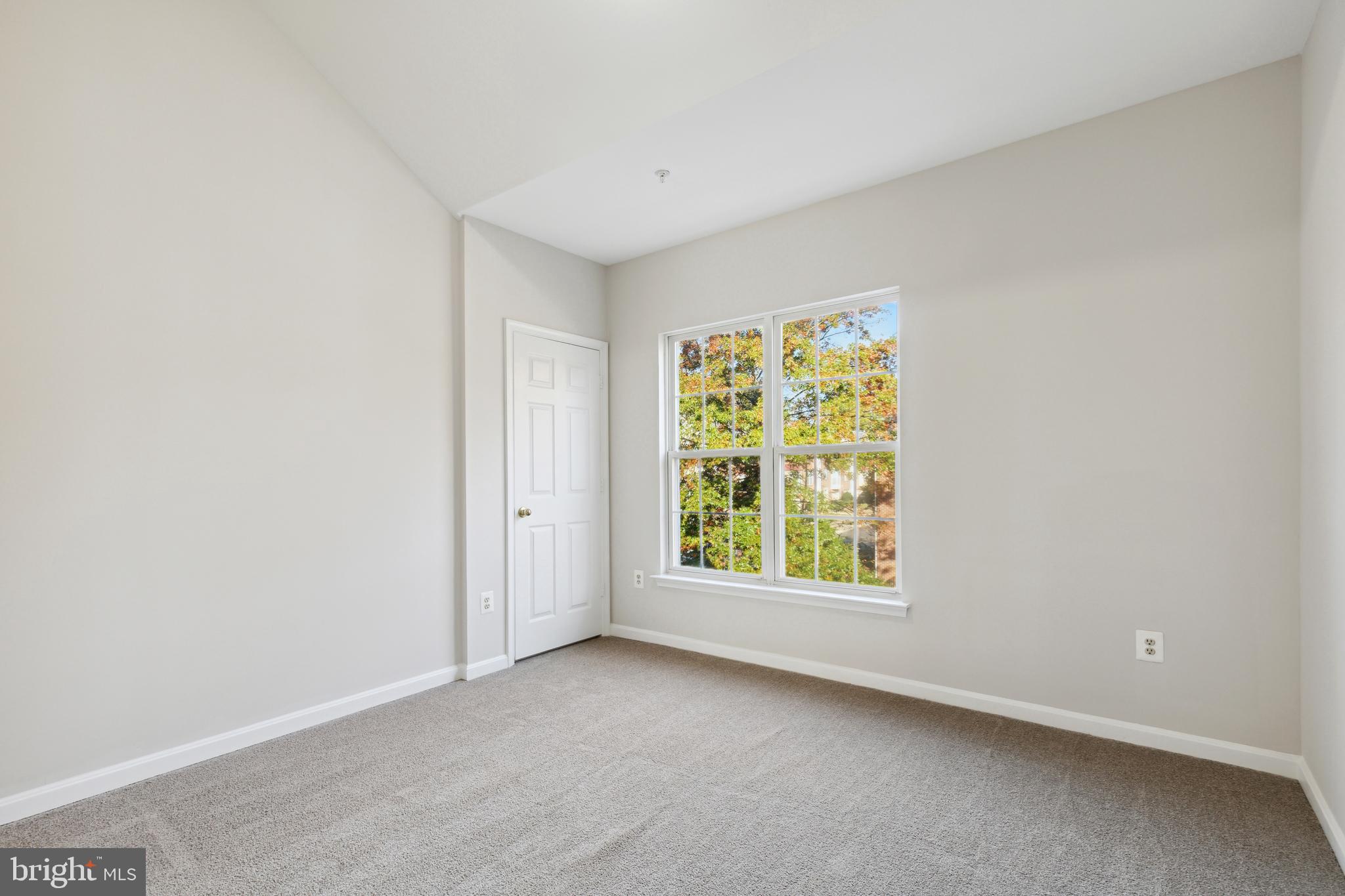 WOODVIEW VILLAGE - Residential