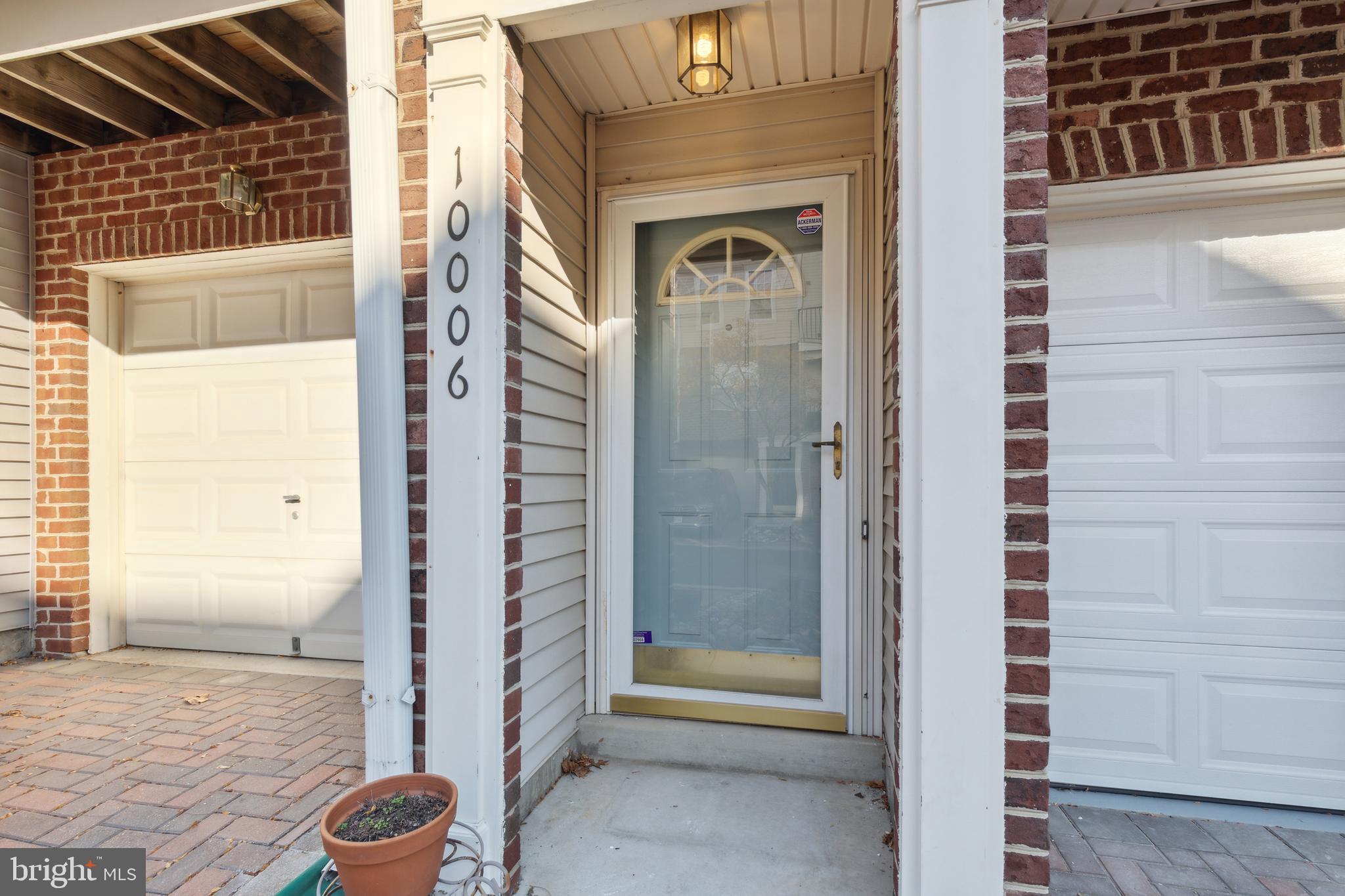 WOODVIEW VILLAGE - Residential