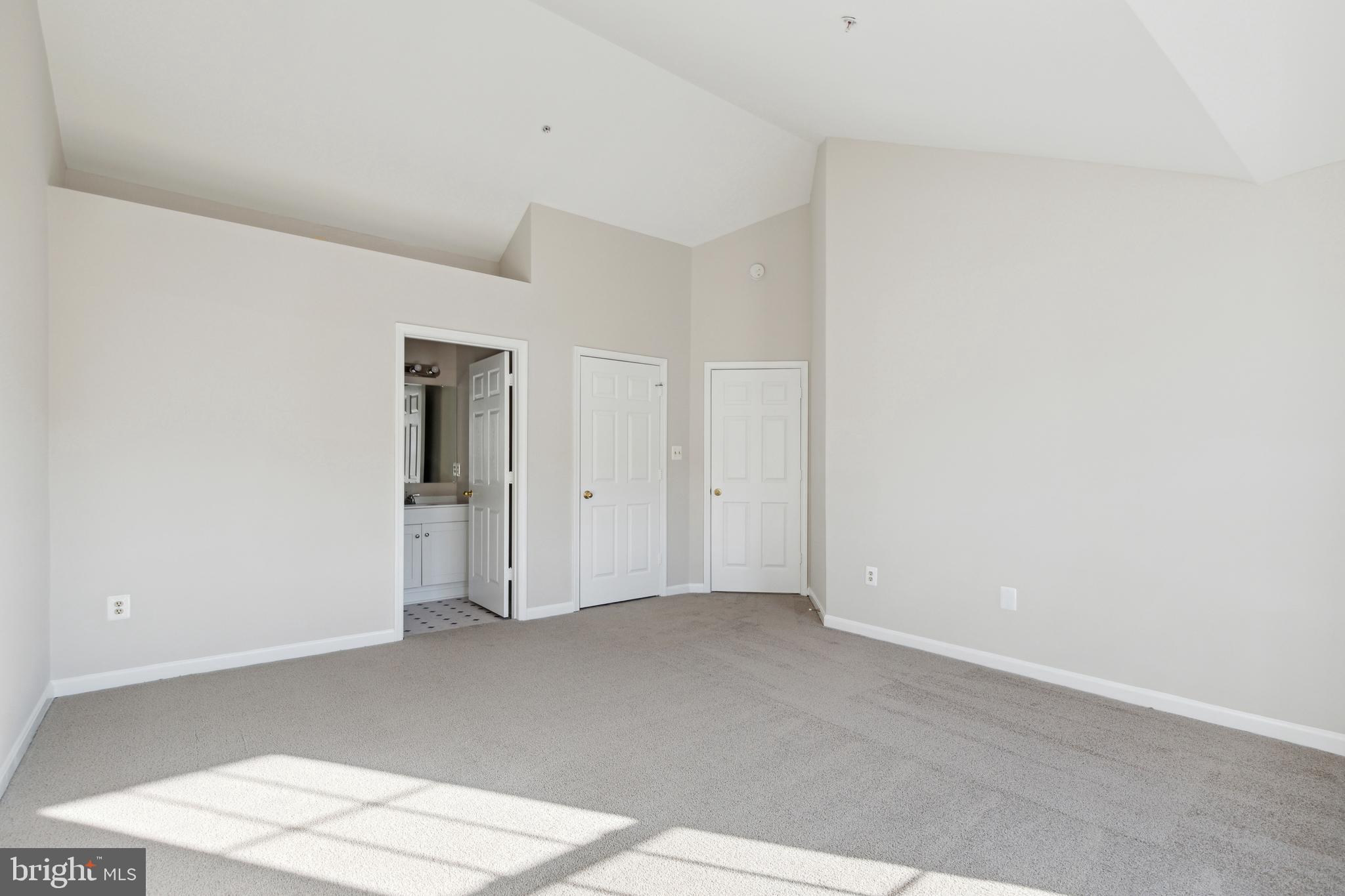 WOODVIEW VILLAGE - Residential