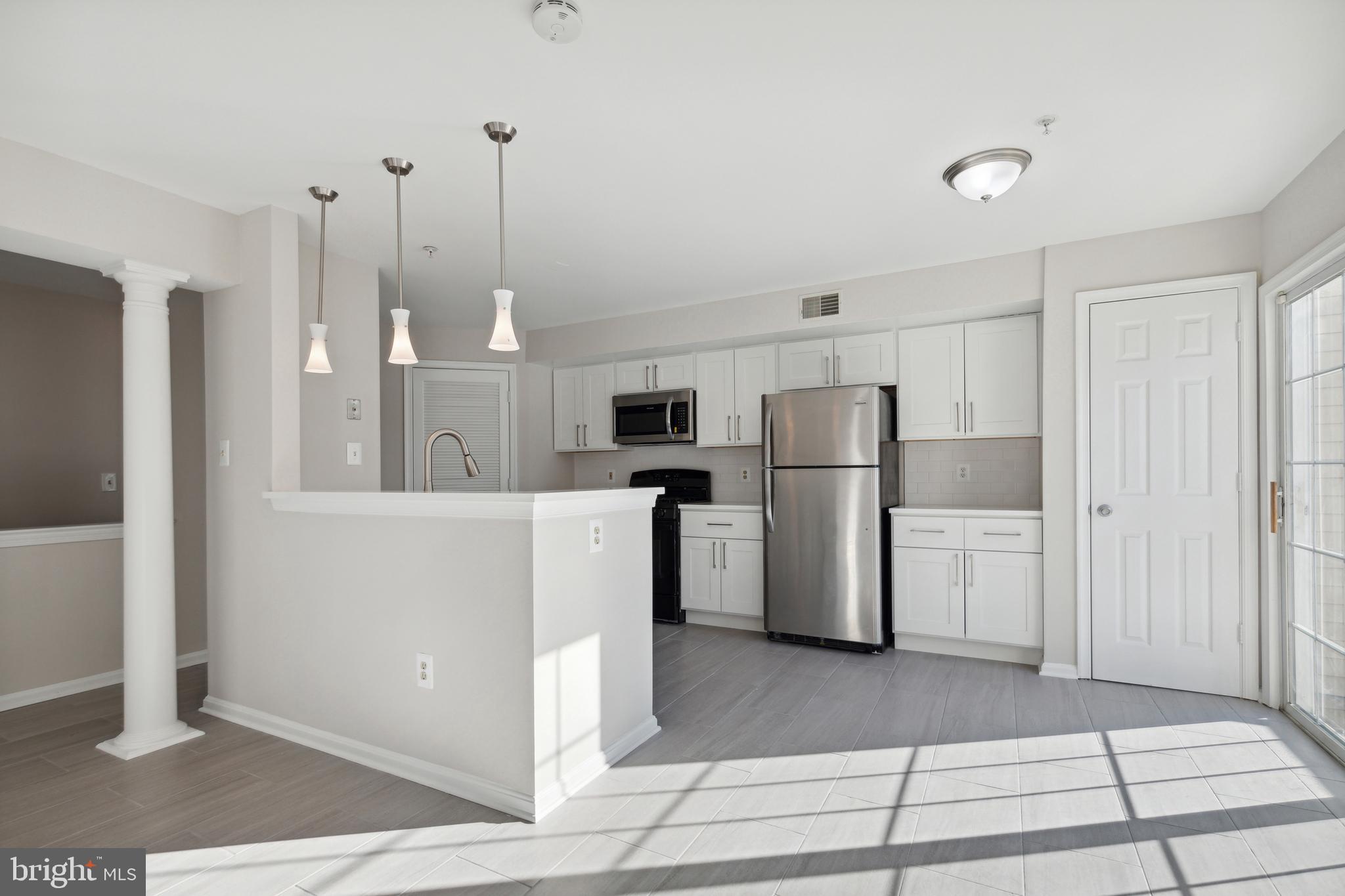 WOODVIEW VILLAGE - Residential