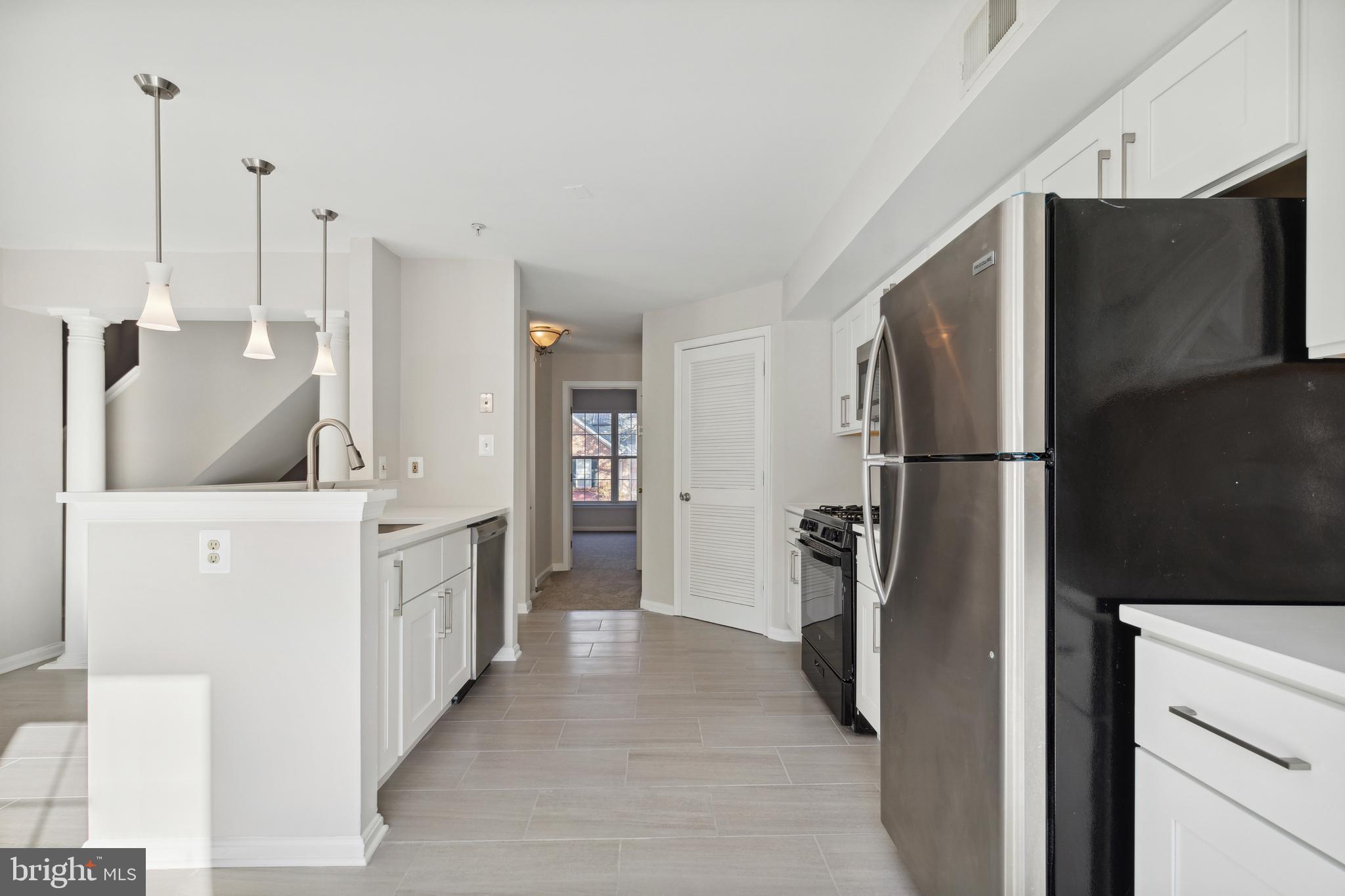 WOODVIEW VILLAGE - Residential