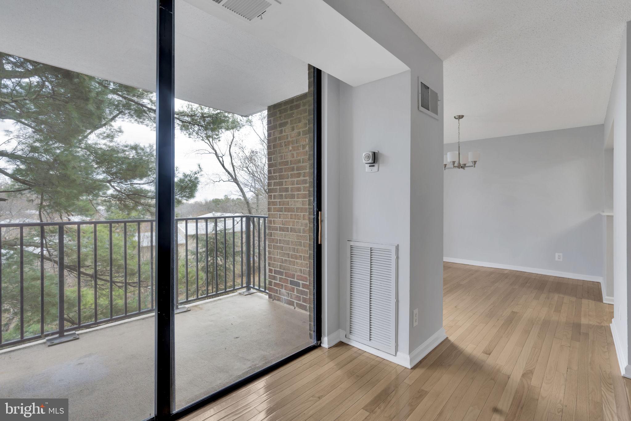 IDYLWOOD TOWERS CONDO - Residential