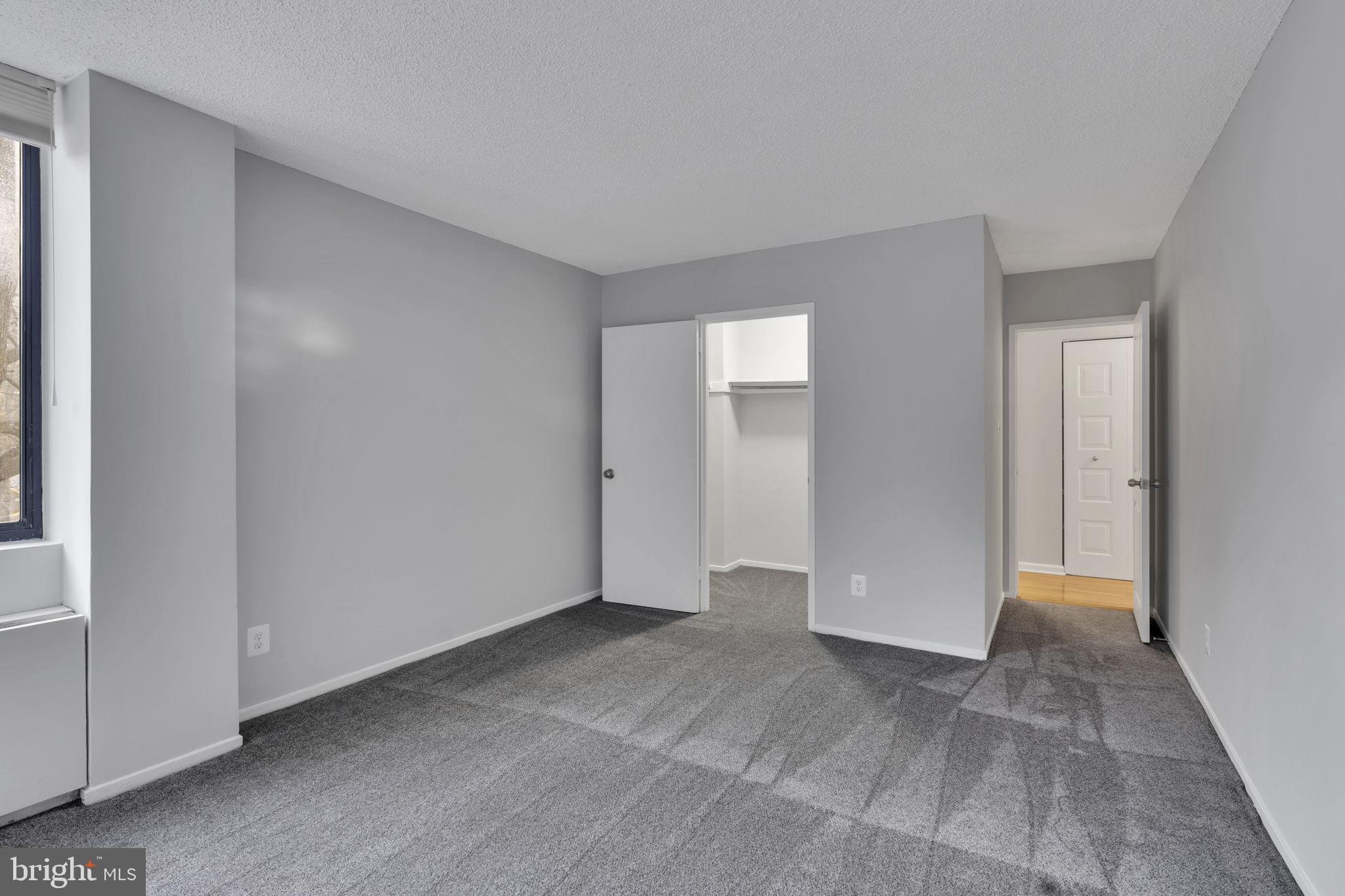 IDYLWOOD TOWERS CONDO - Residential