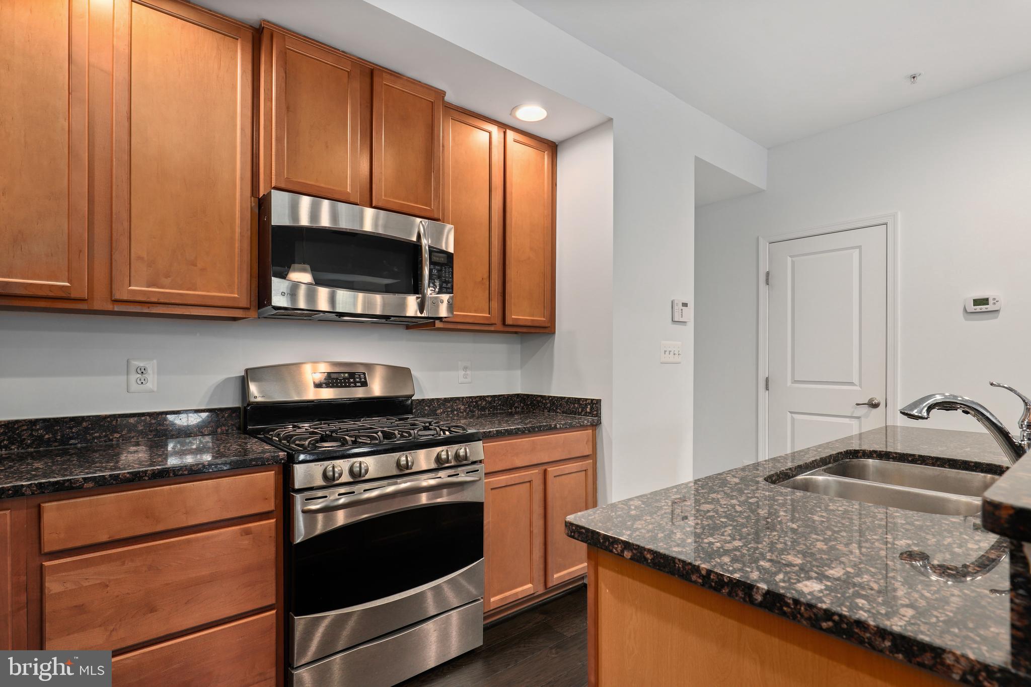 MORLEY CORNER - Residential