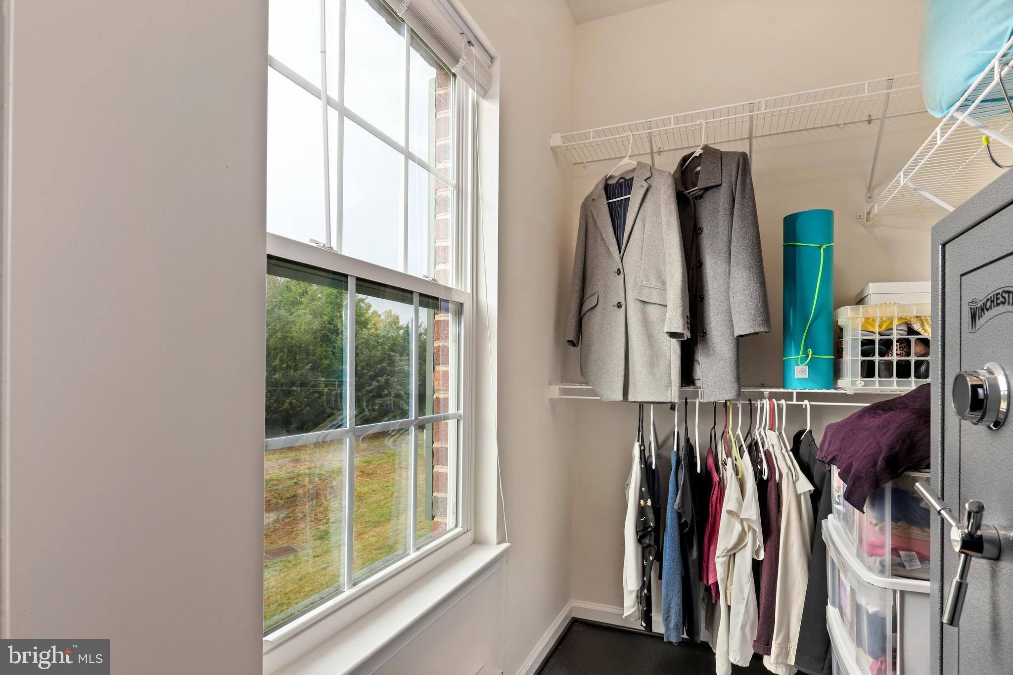 MORLEY CORNER - Residential