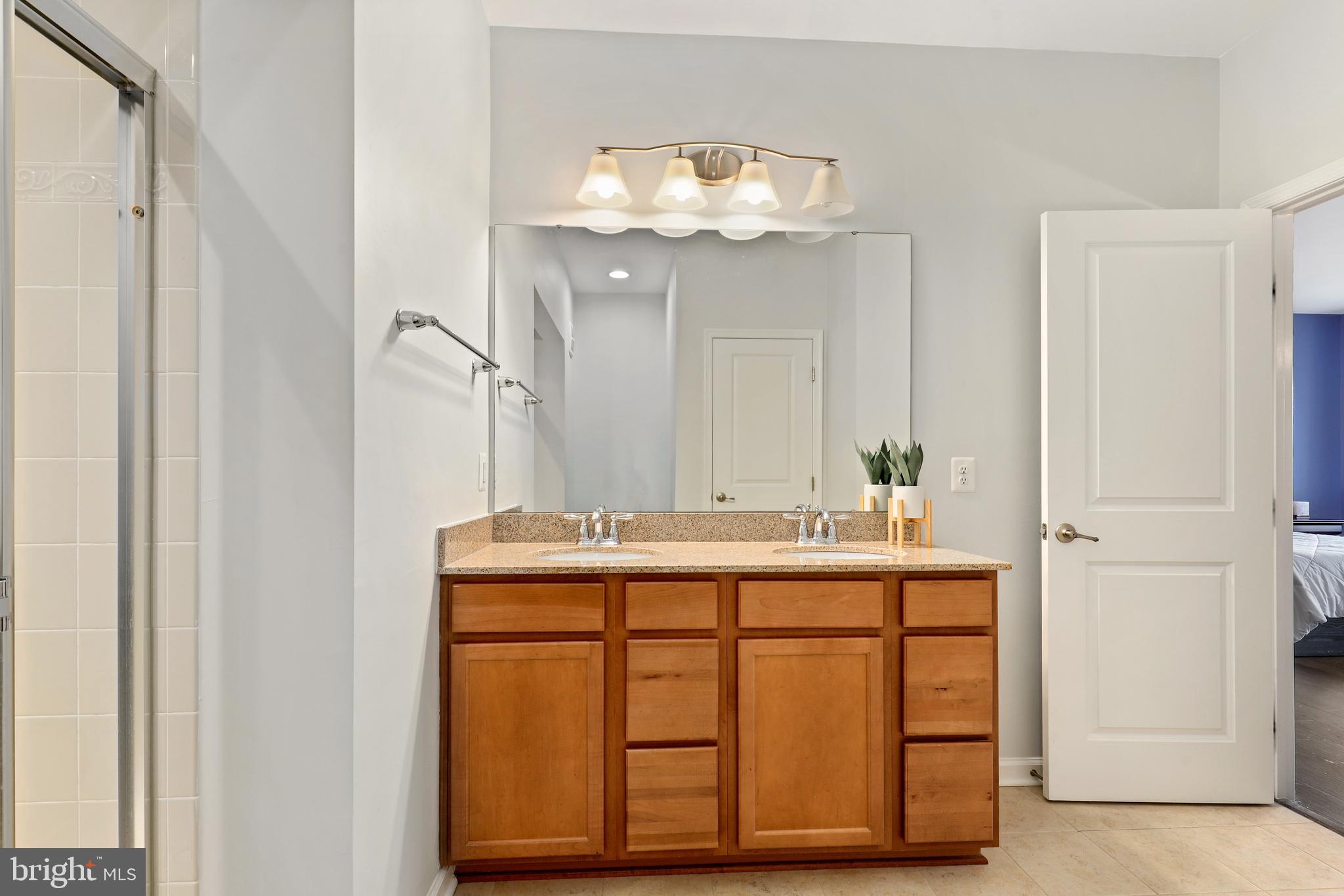 MORLEY CORNER - Residential