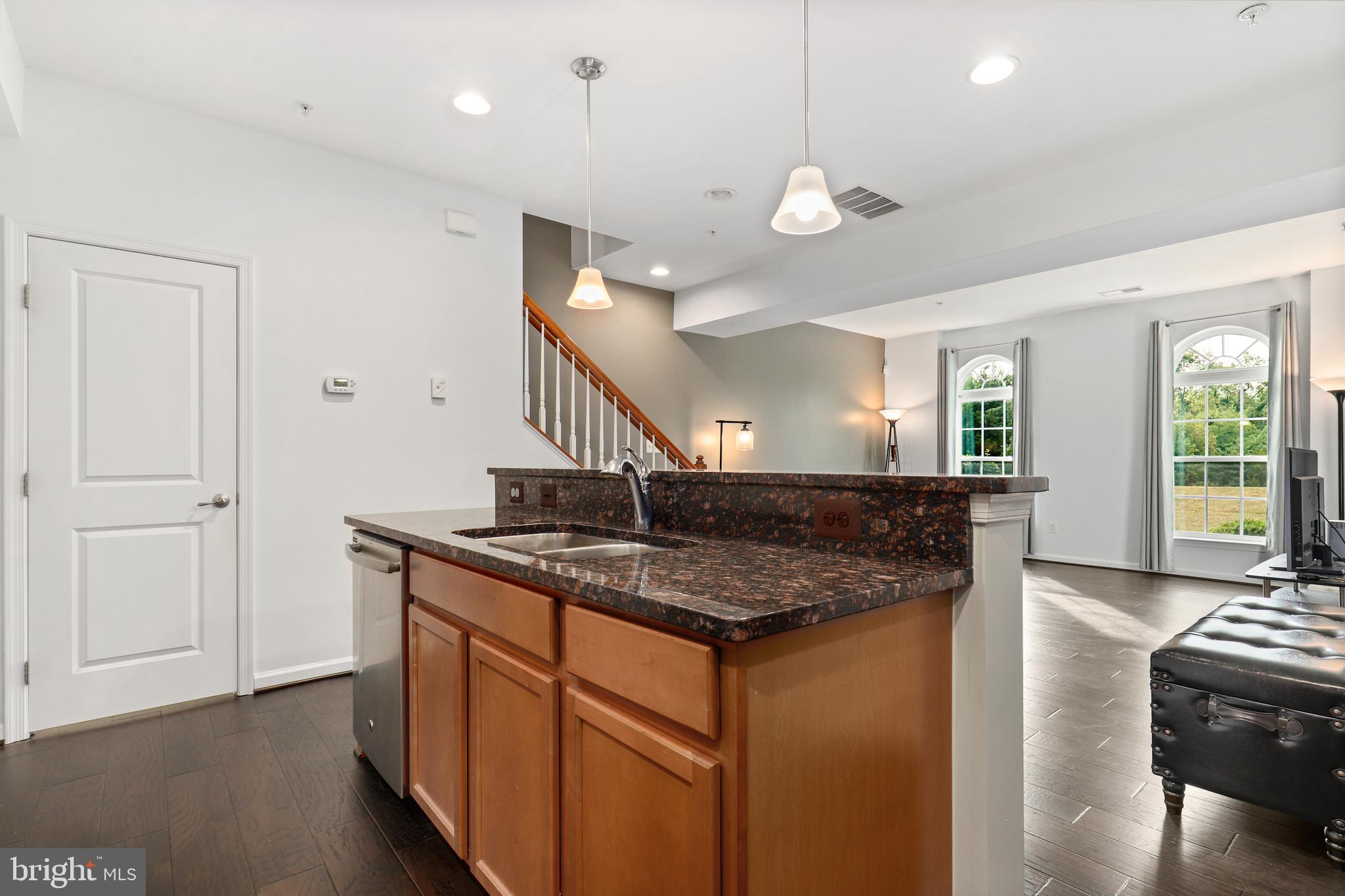 MORLEY CORNER - Residential