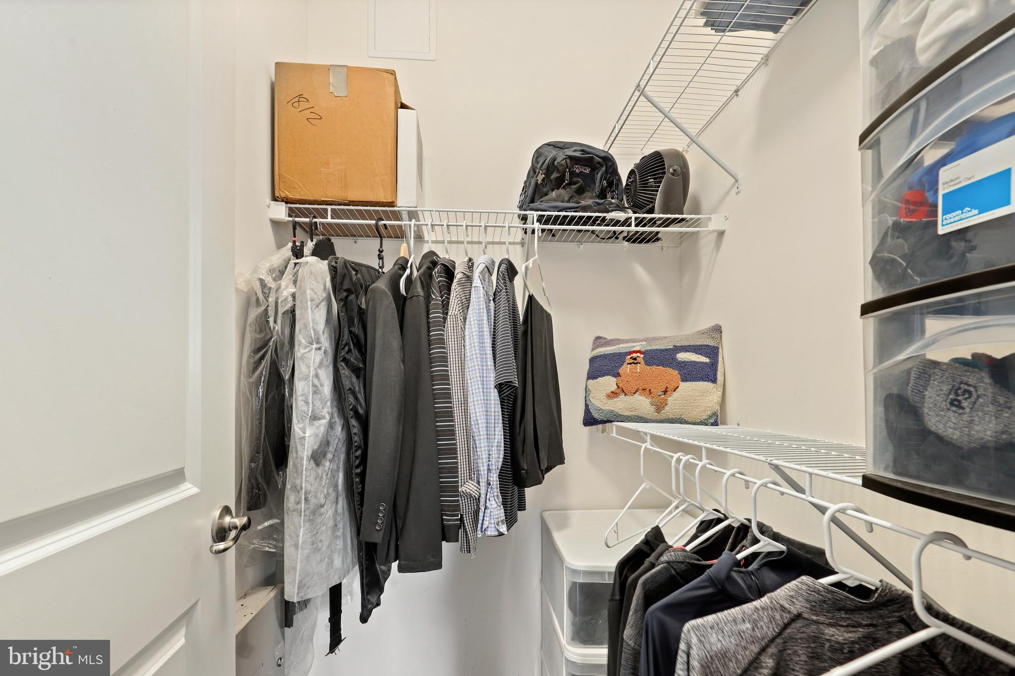 MORLEY CORNER - Residential