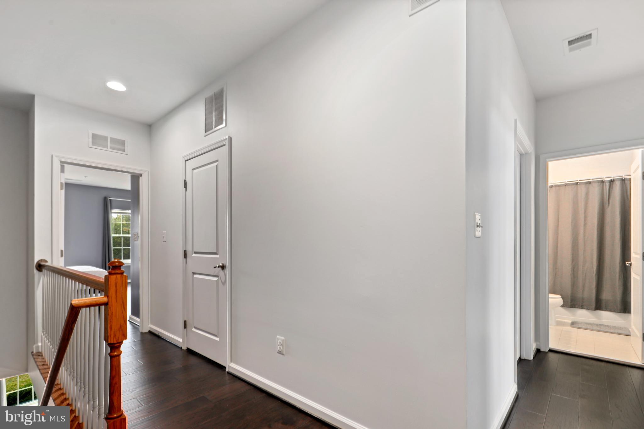 MORLEY CORNER - Residential