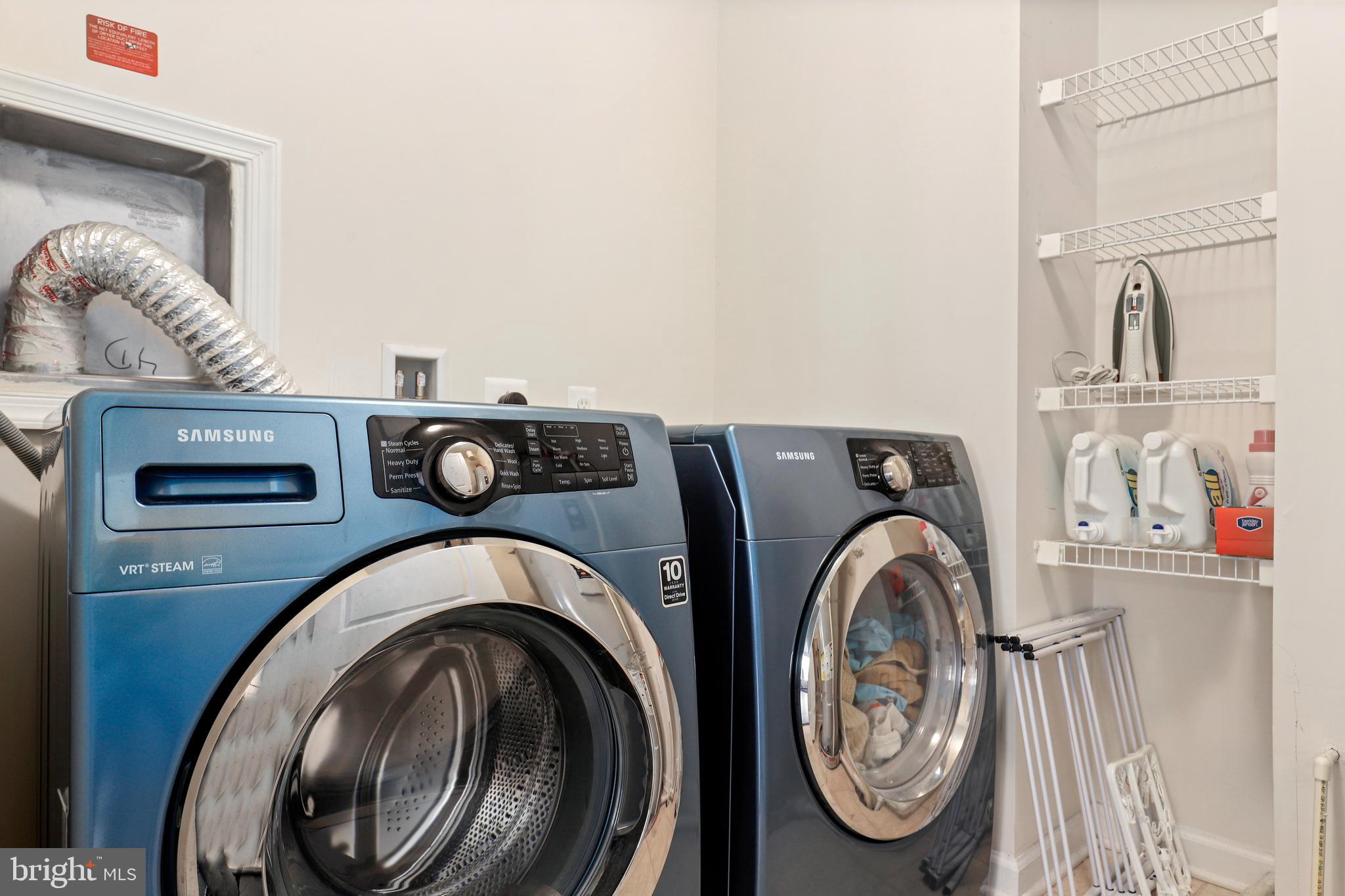 MORLEY CORNER - Residential