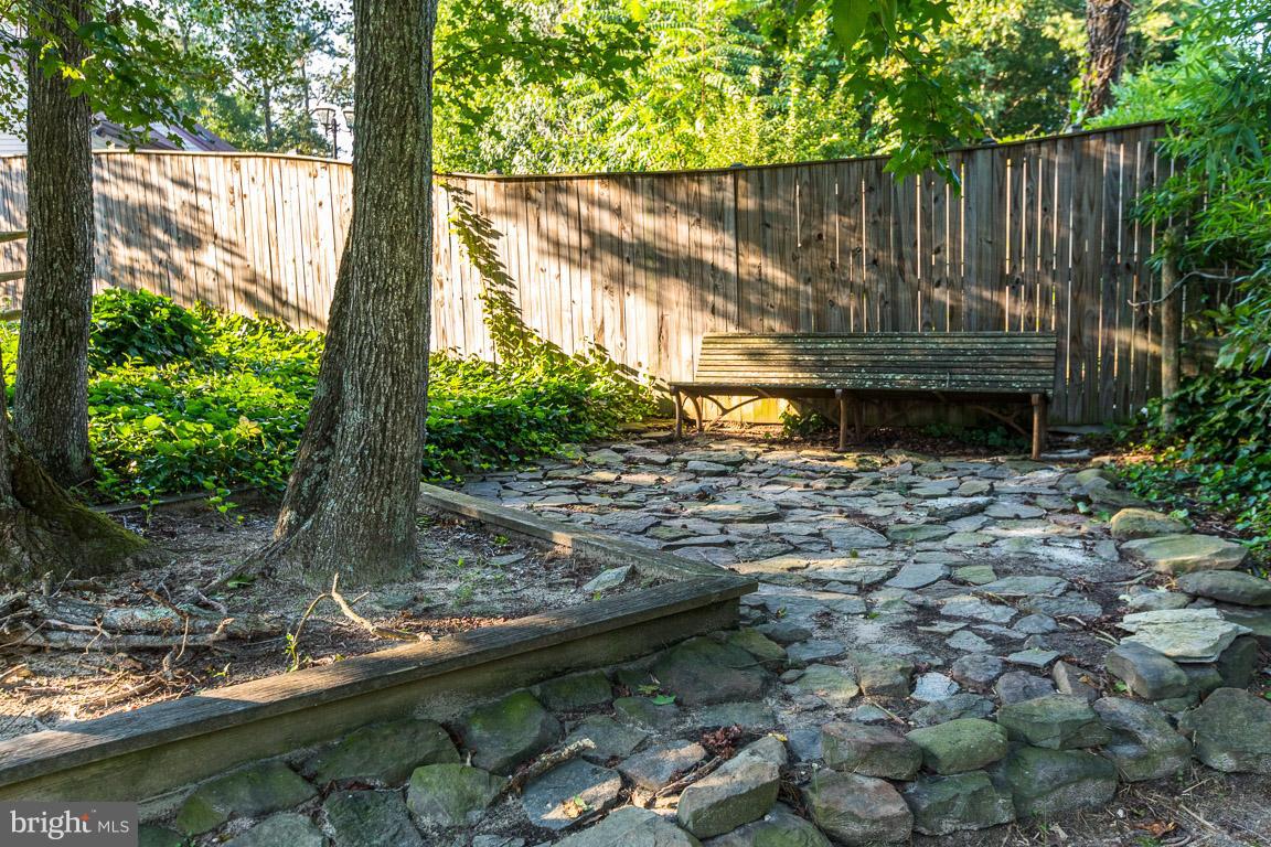 GREENMONT - Residential