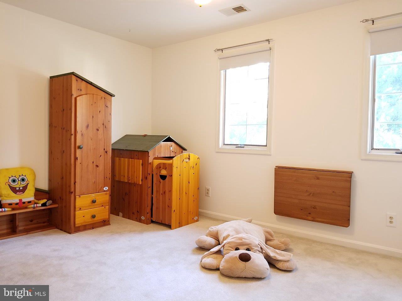 GREENMONT - Residential