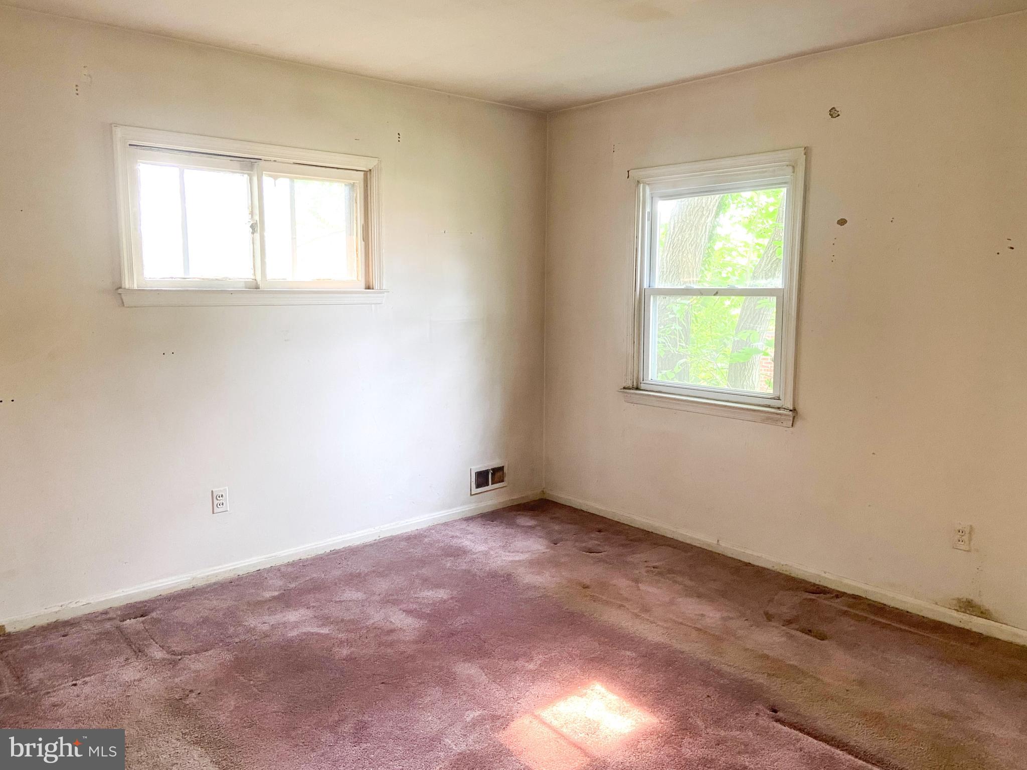 SUNRISE CEDARS - Residential