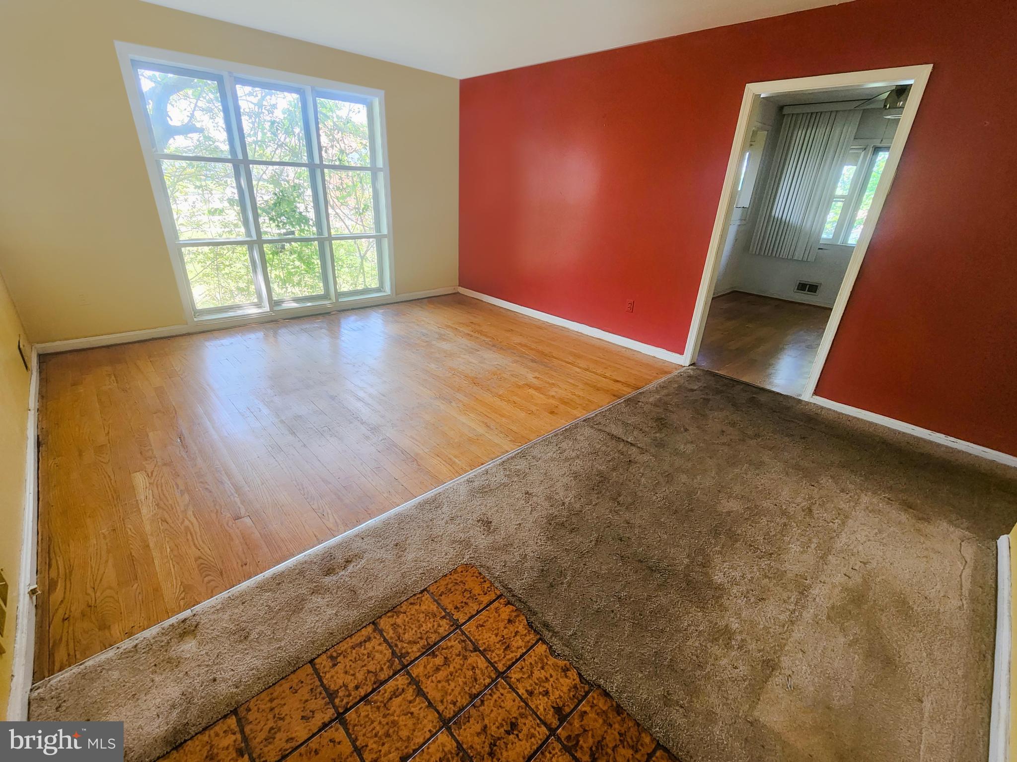 SUNRISE CEDARS - Residential