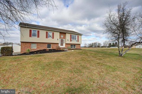 601 KITTATINNY DRIVE CHAMBERSBURG PA 17202