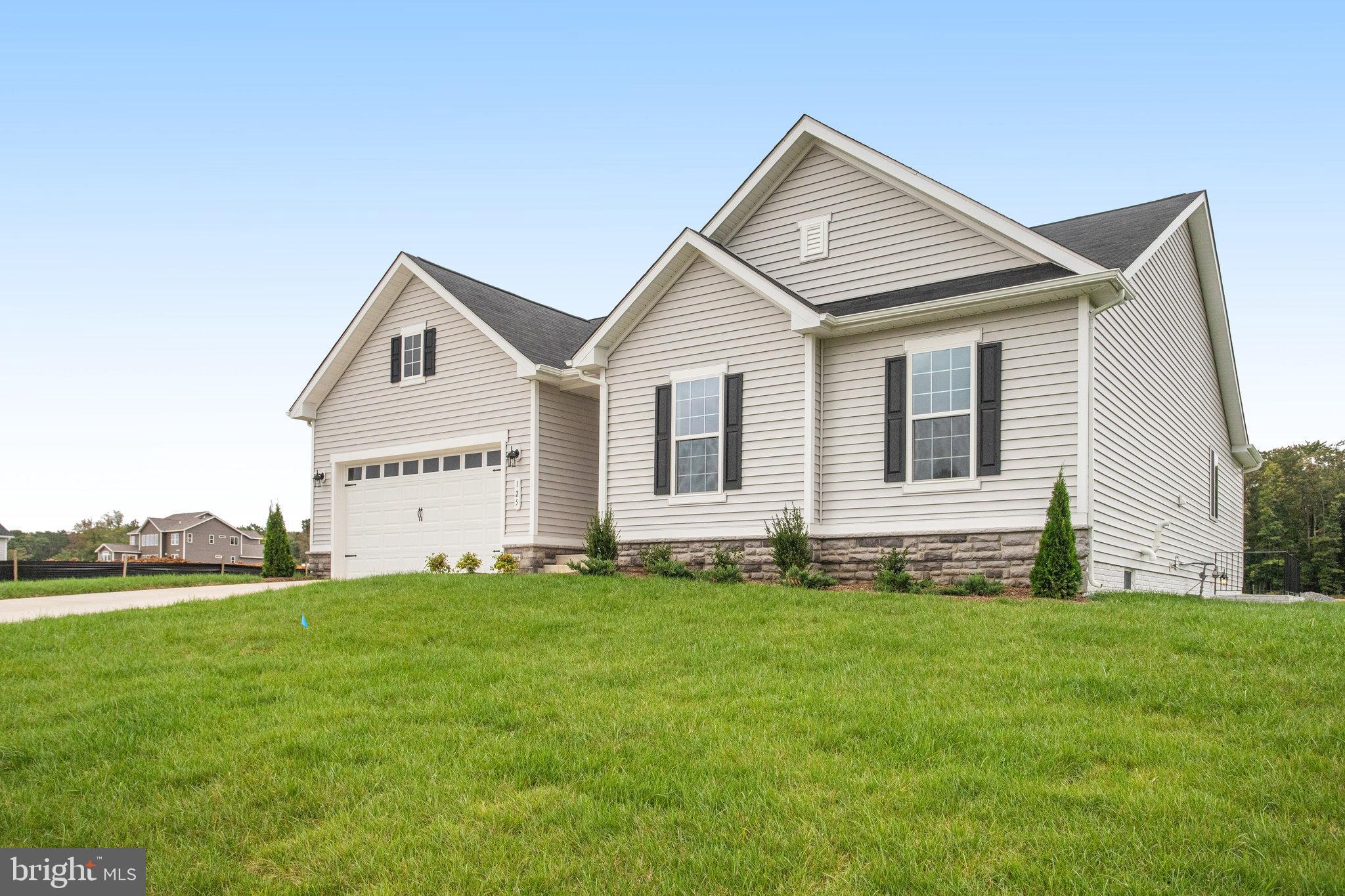 WHITE OAK - Residential