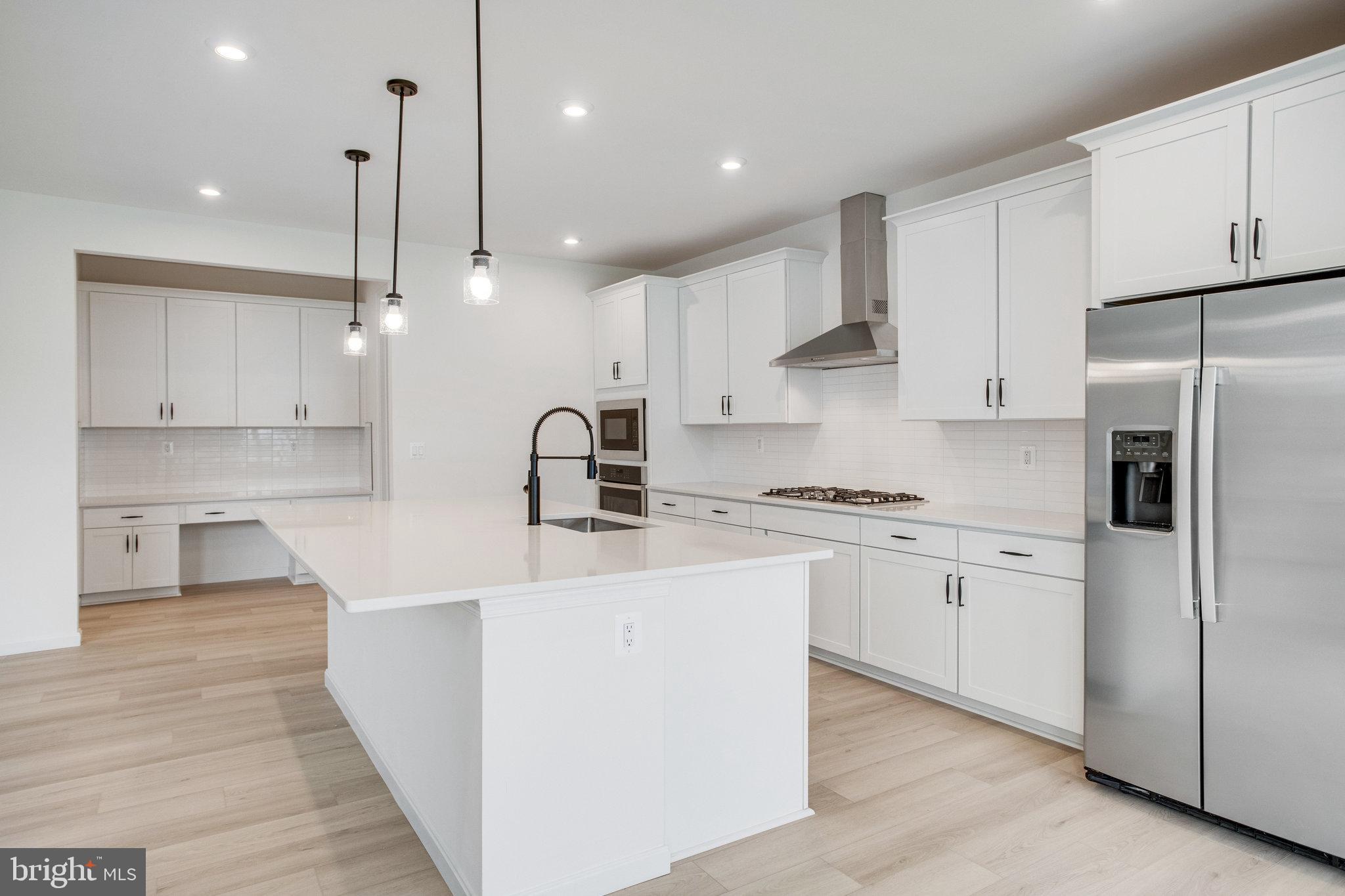 WHITE OAK - Residential