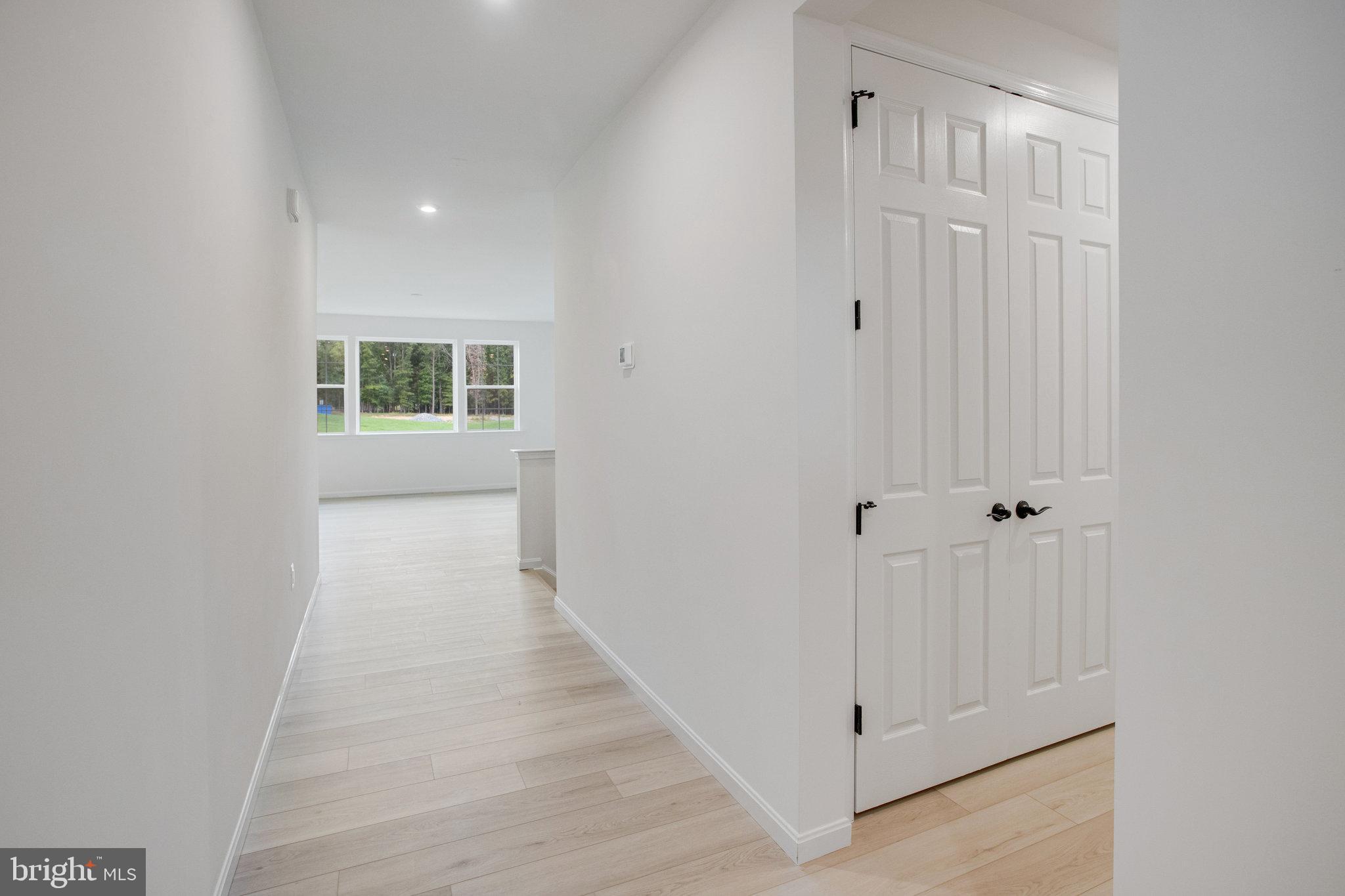 WHITE OAK - Residential