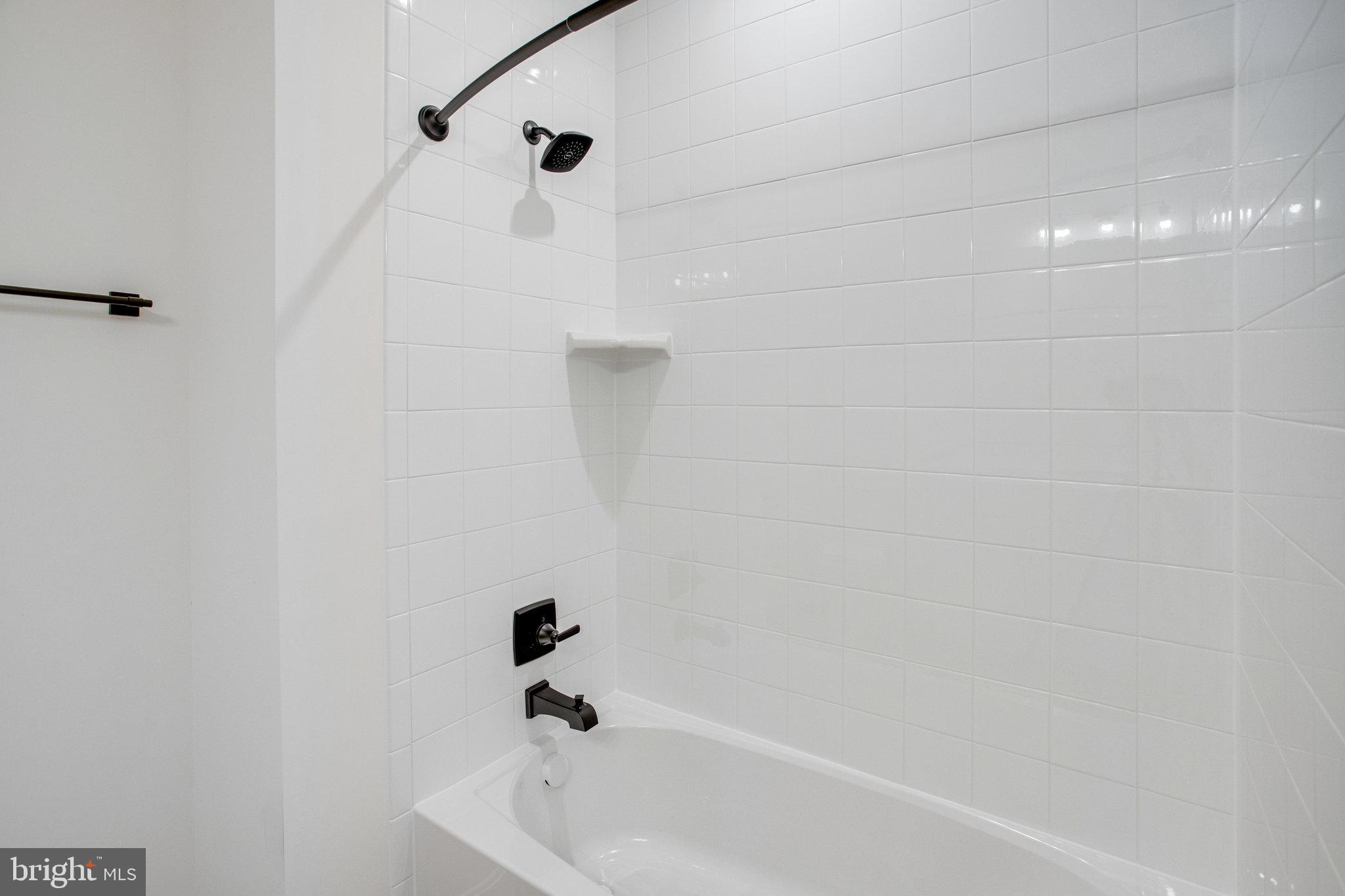 WHITE OAK - Residential