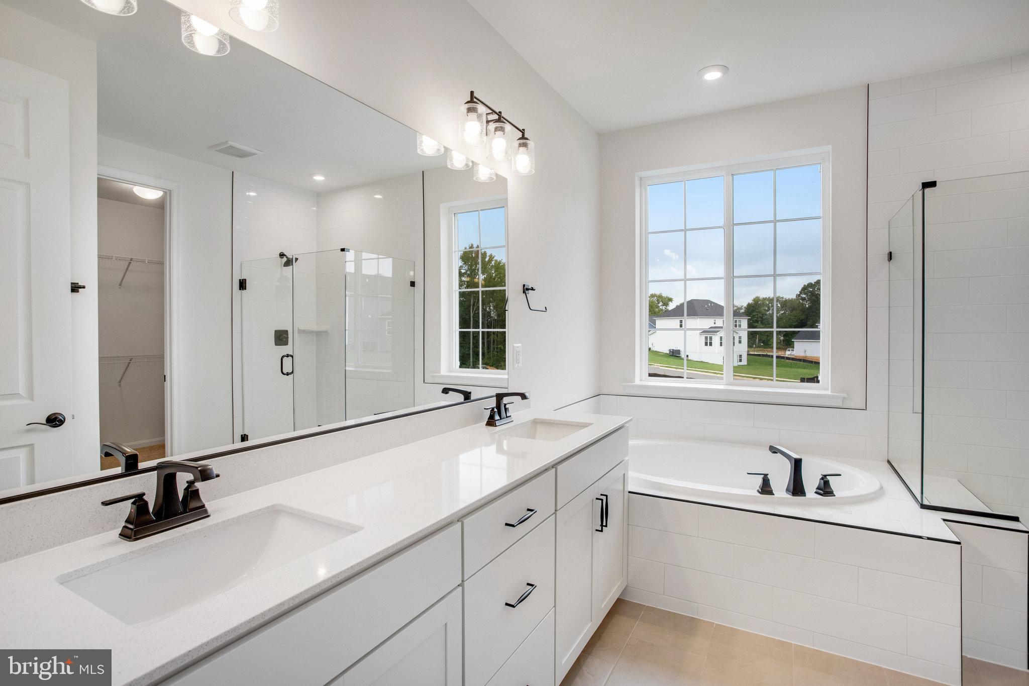 WHITE OAK - Residential