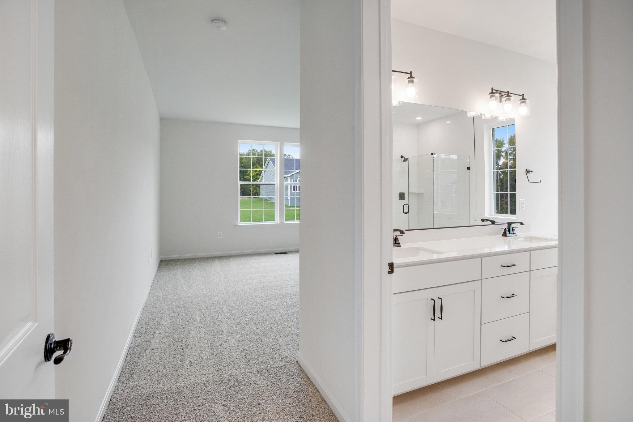 WHITE OAK - Residential