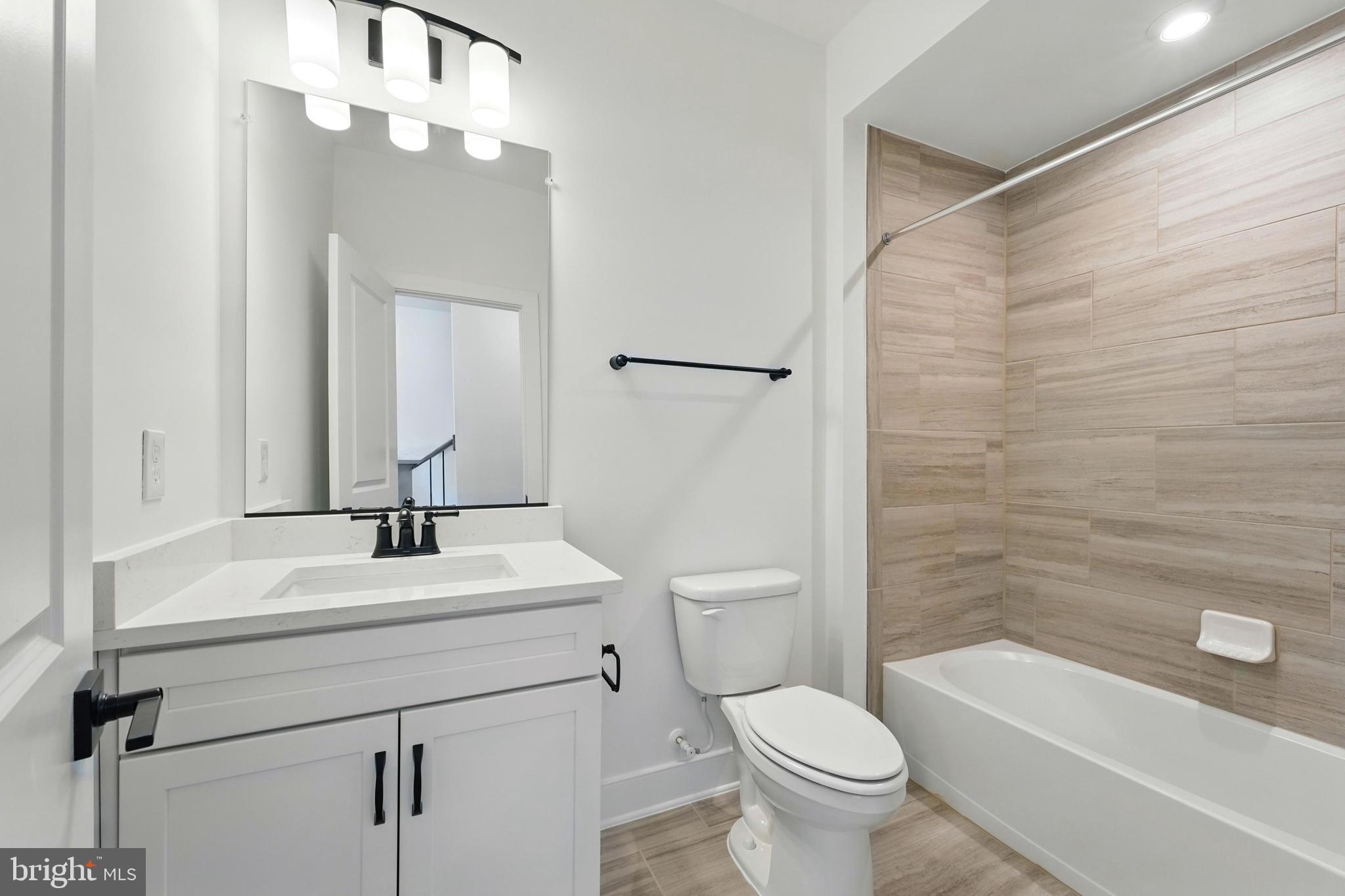 BELMONT OVERLOOK - Residential Lease