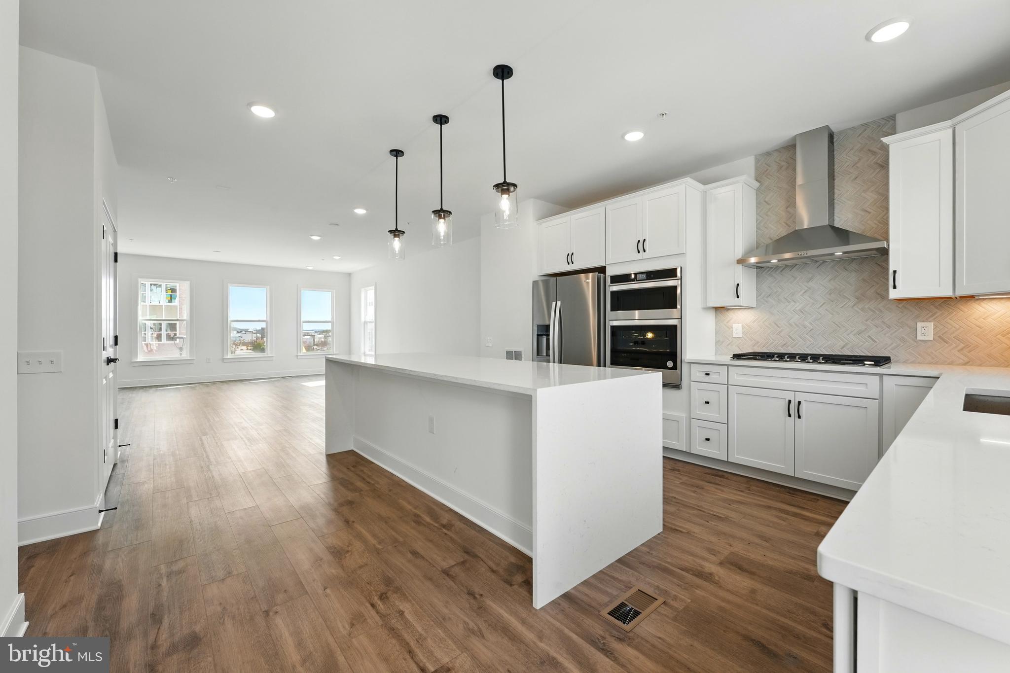 BELMONT OVERLOOK - Residential Lease