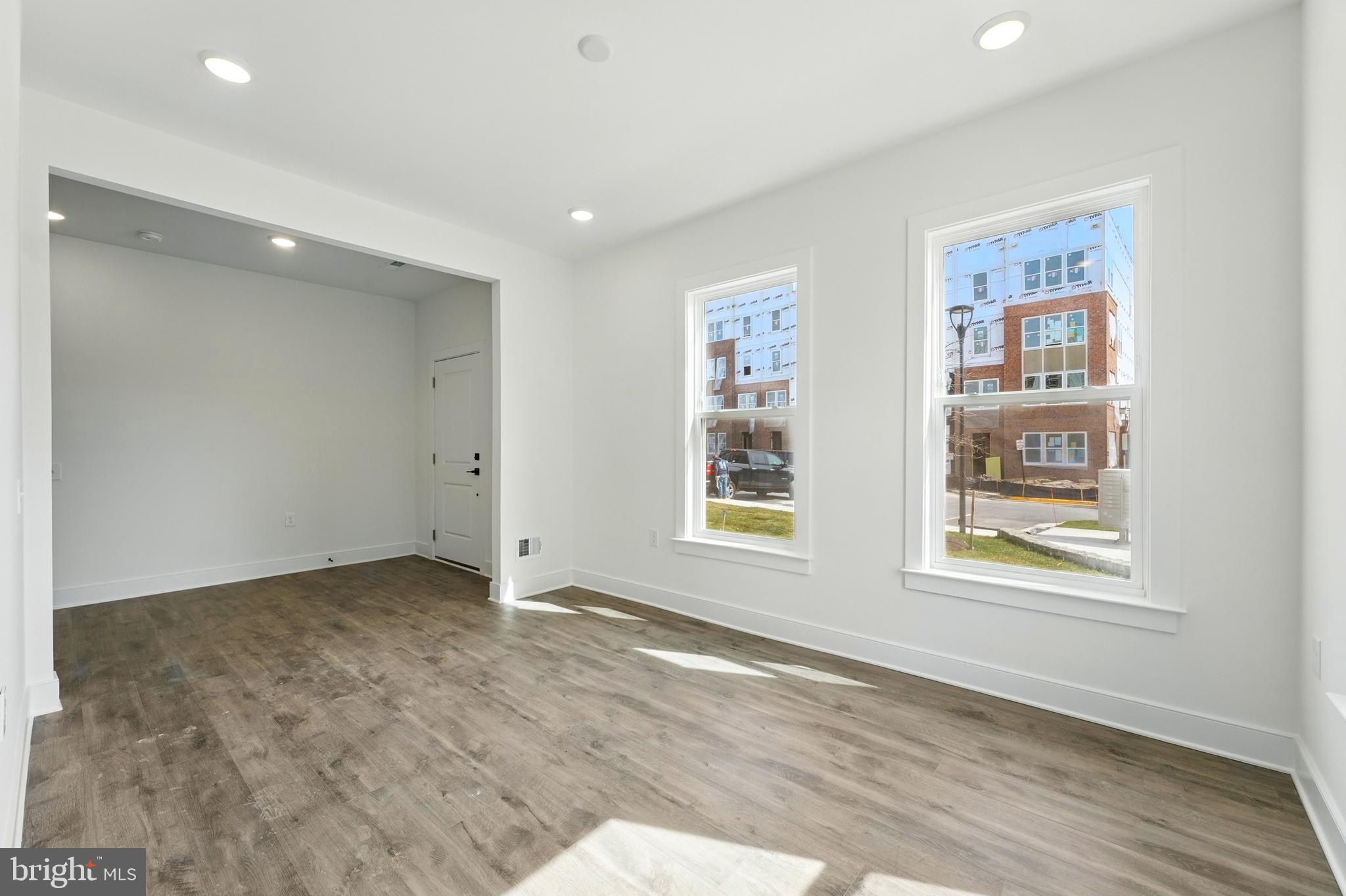 BELMONT OVERLOOK - Residential Lease