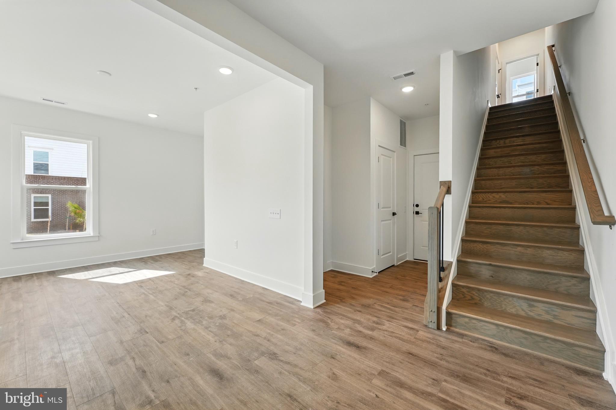 BELMONT OVERLOOK - Residential Lease