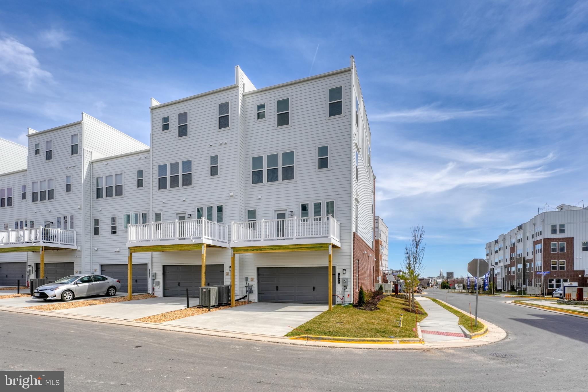 BELMONT OVERLOOK - Residential Lease