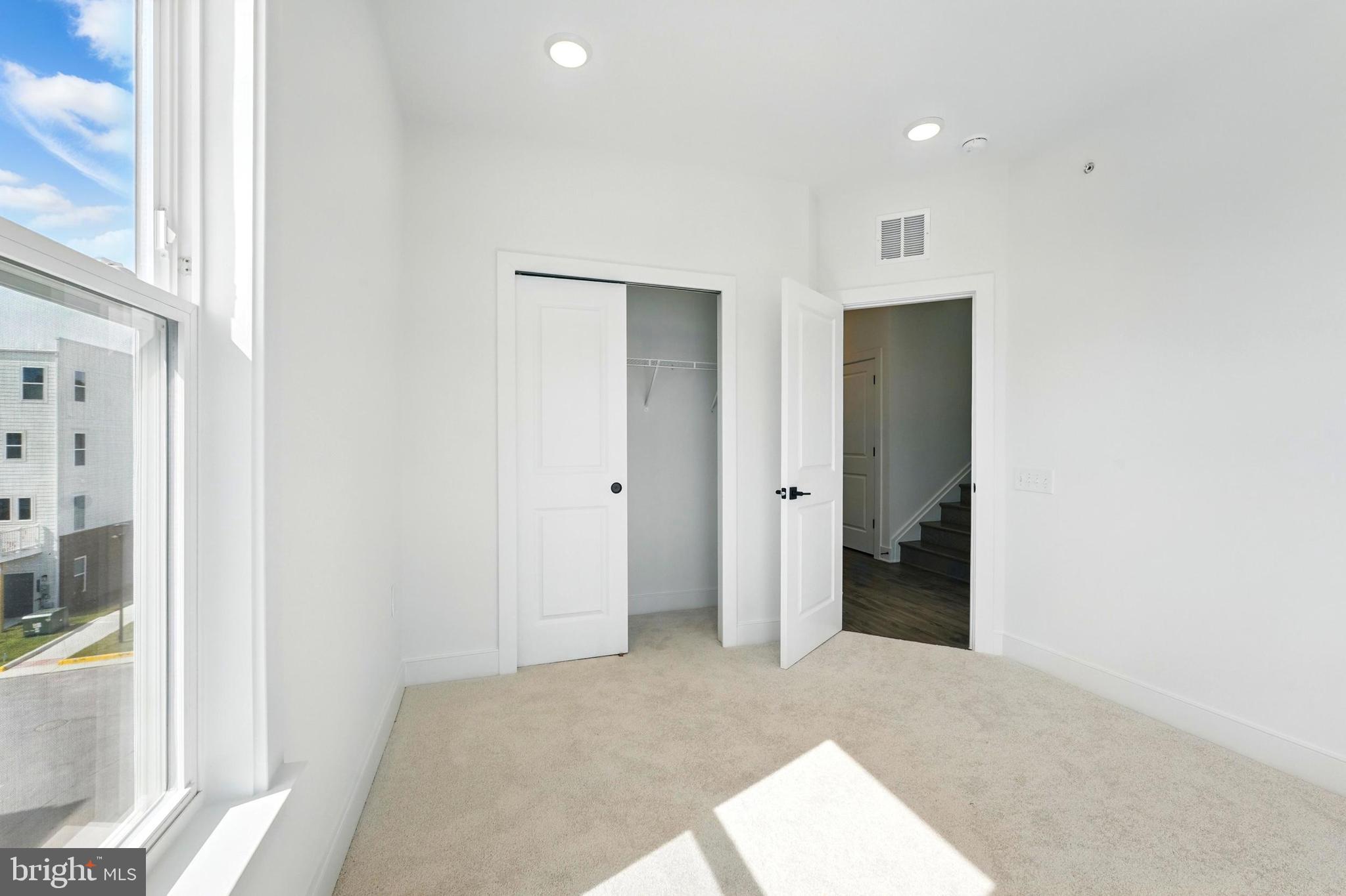 BELMONT OVERLOOK - Residential Lease