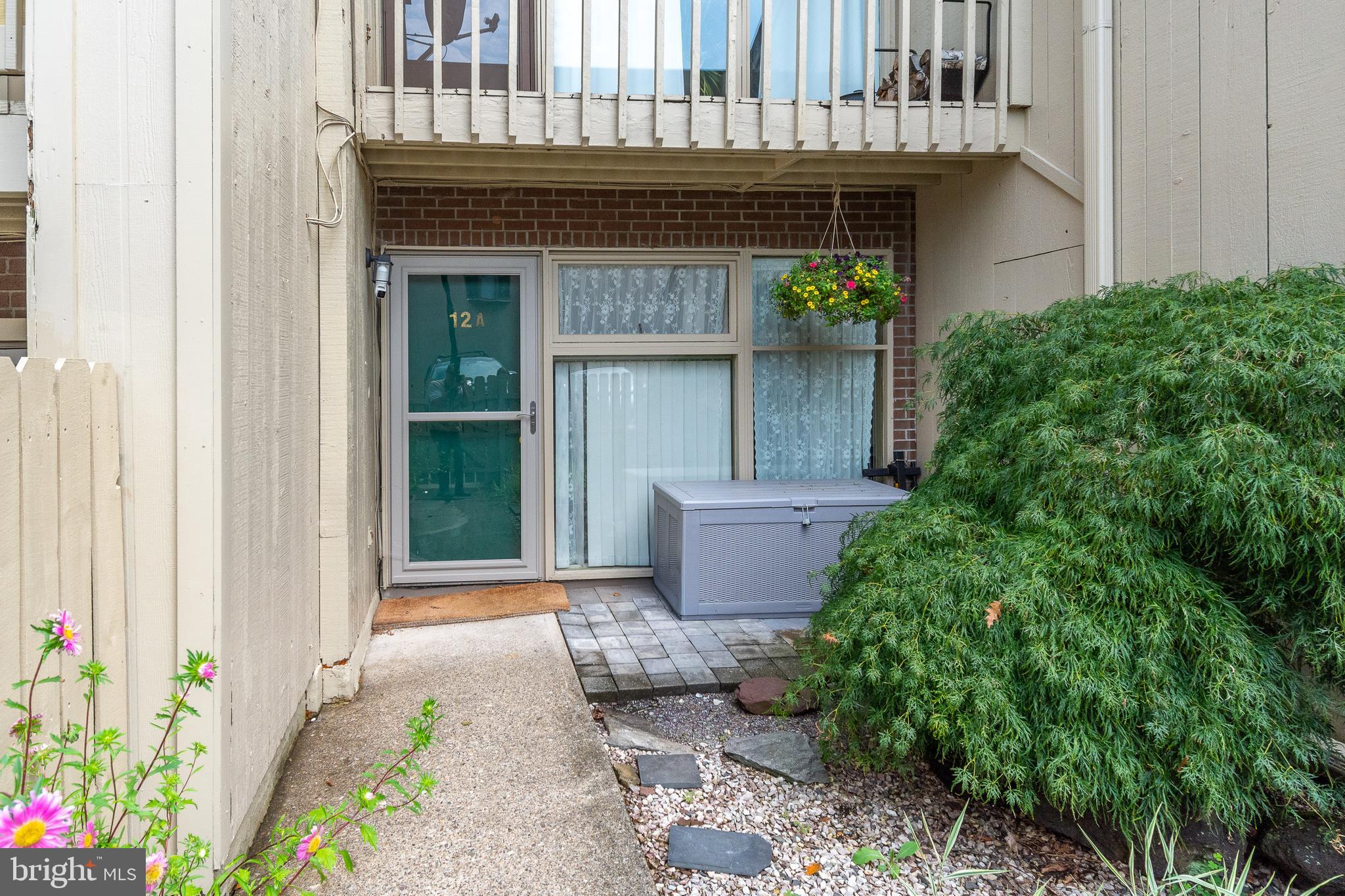 12 OSCAR HAMMERSTEIN WAY A