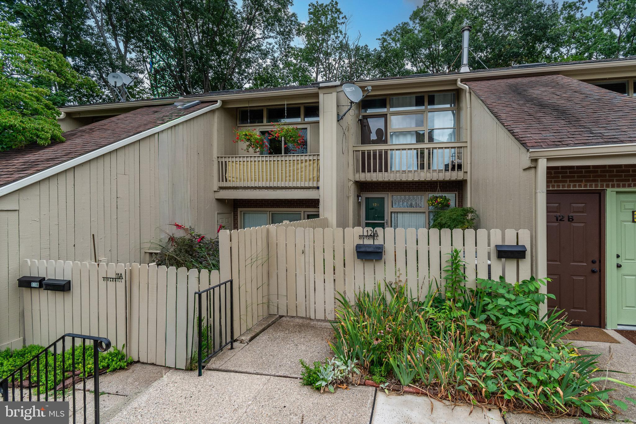 12 OSCAR HAMMERSTEIN WAY A