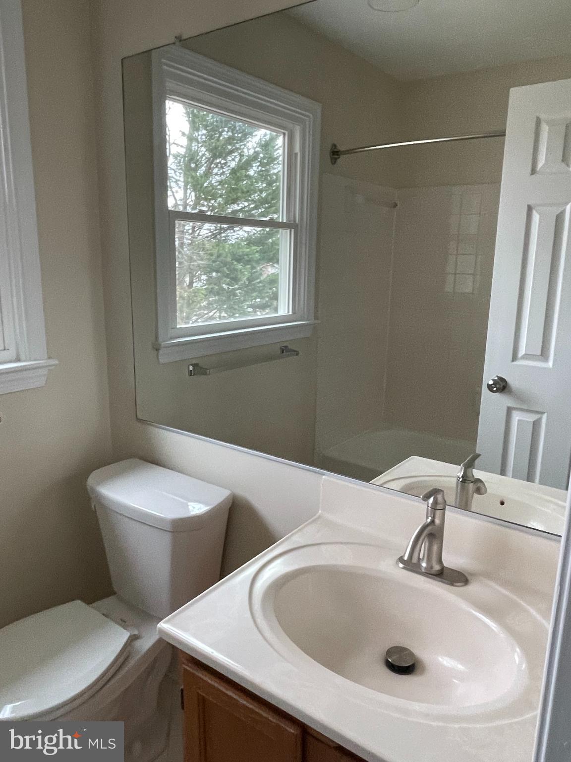 CROFTON MEADOWS - Residential Lease