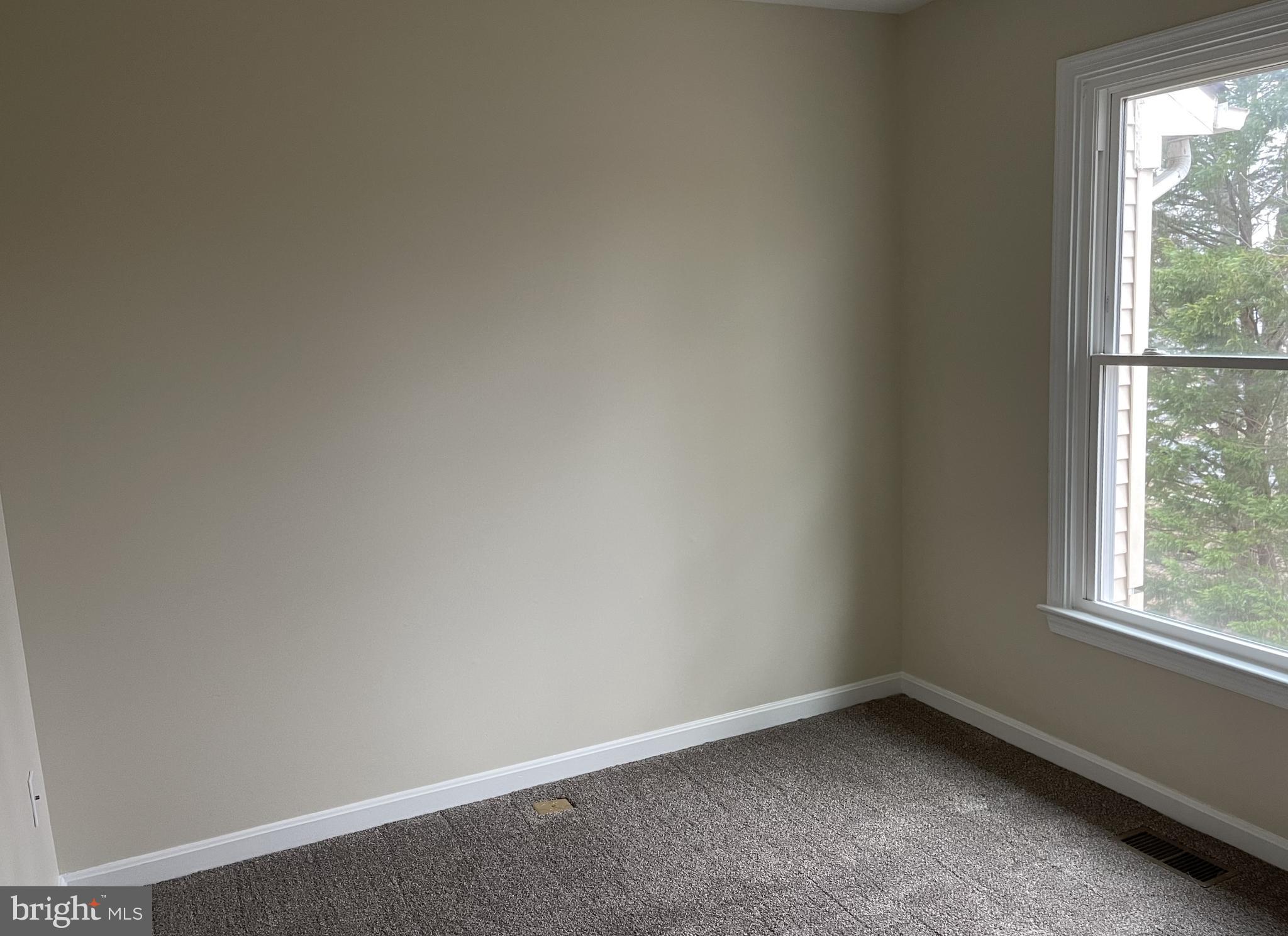 CROFTON MEADOWS - Residential Lease