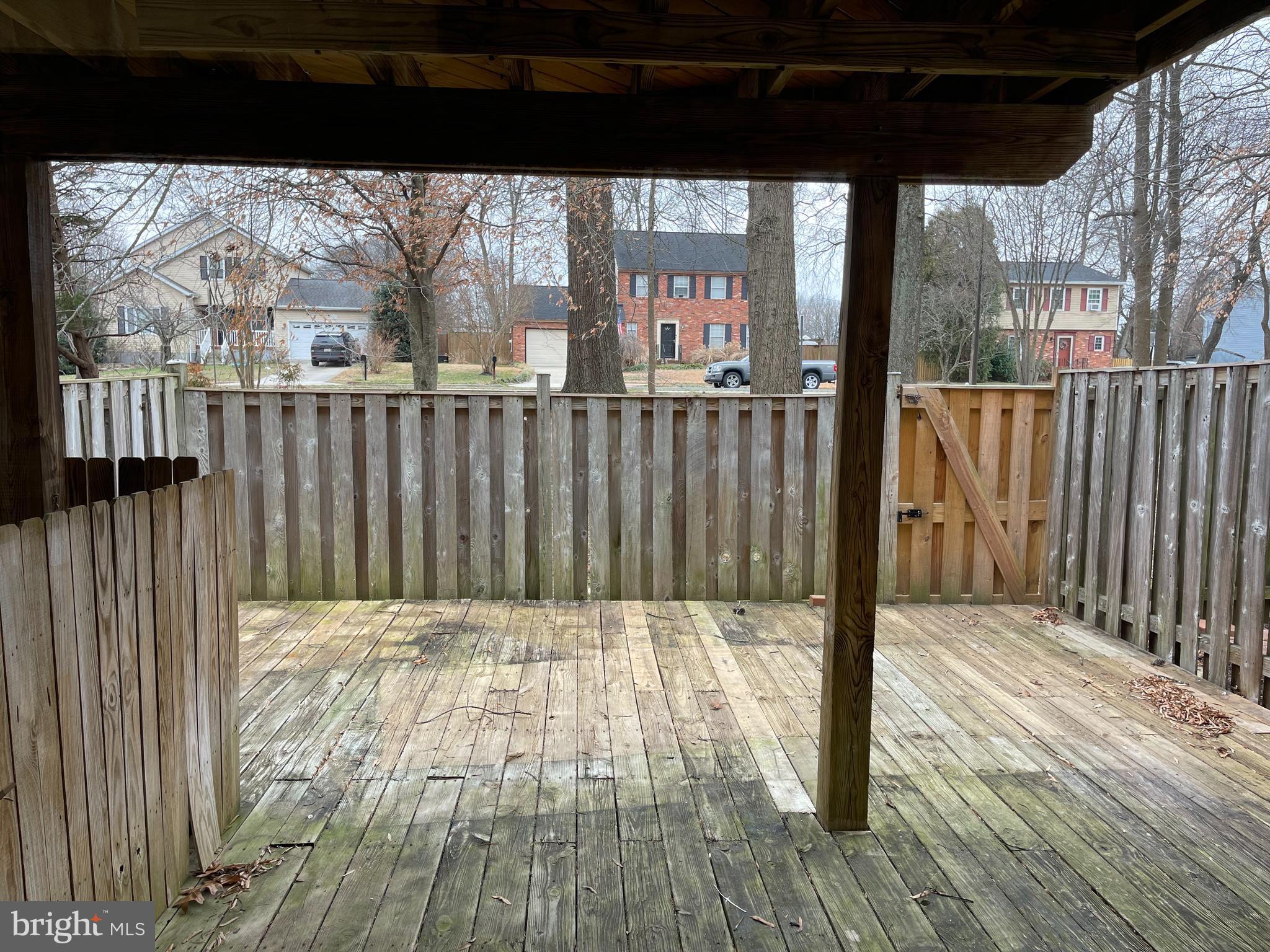 CROFTON MEADOWS - Residential Lease