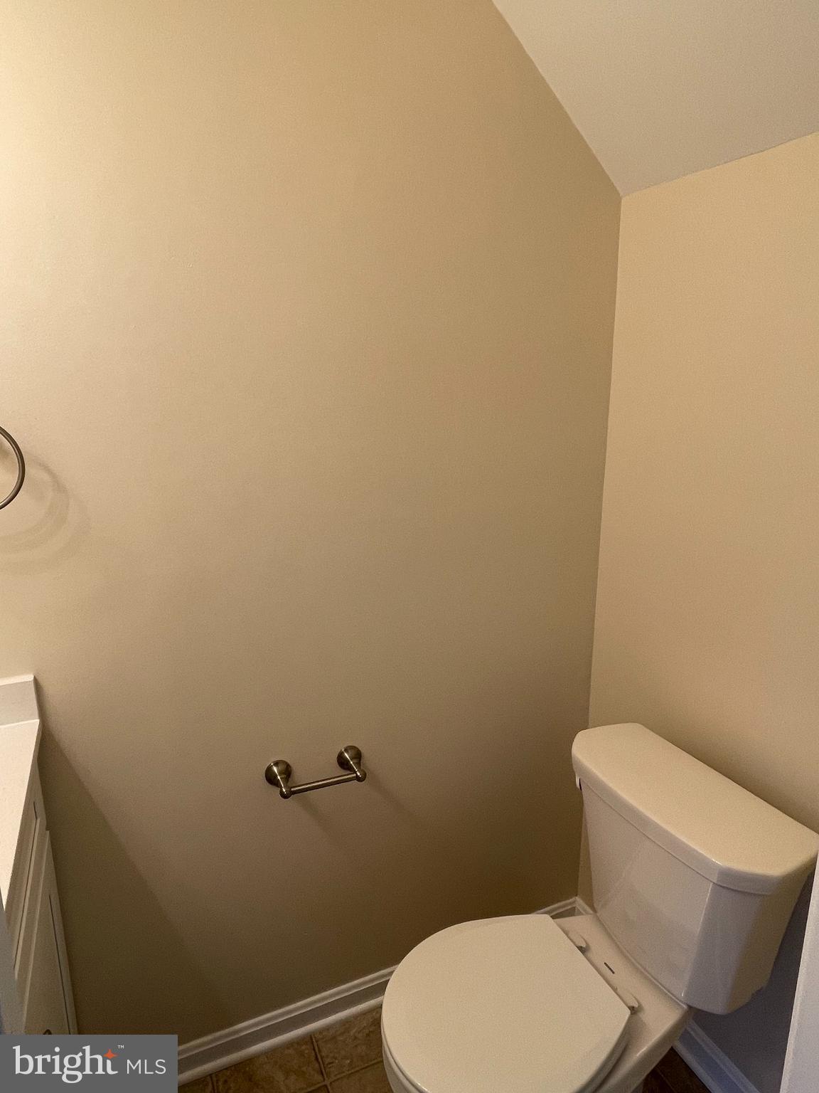 CROFTON MEADOWS - Residential Lease