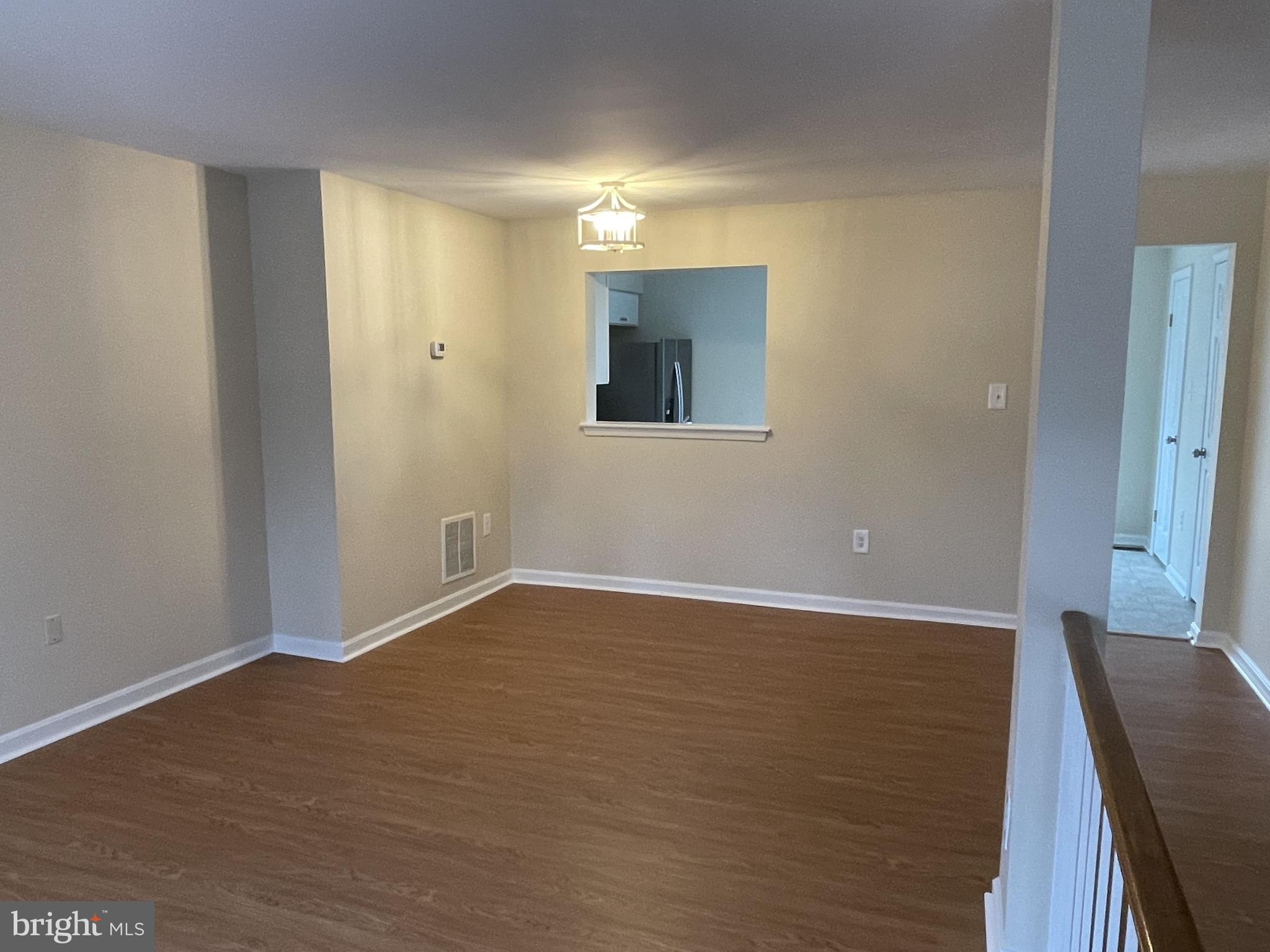 CROFTON MEADOWS - Residential Lease