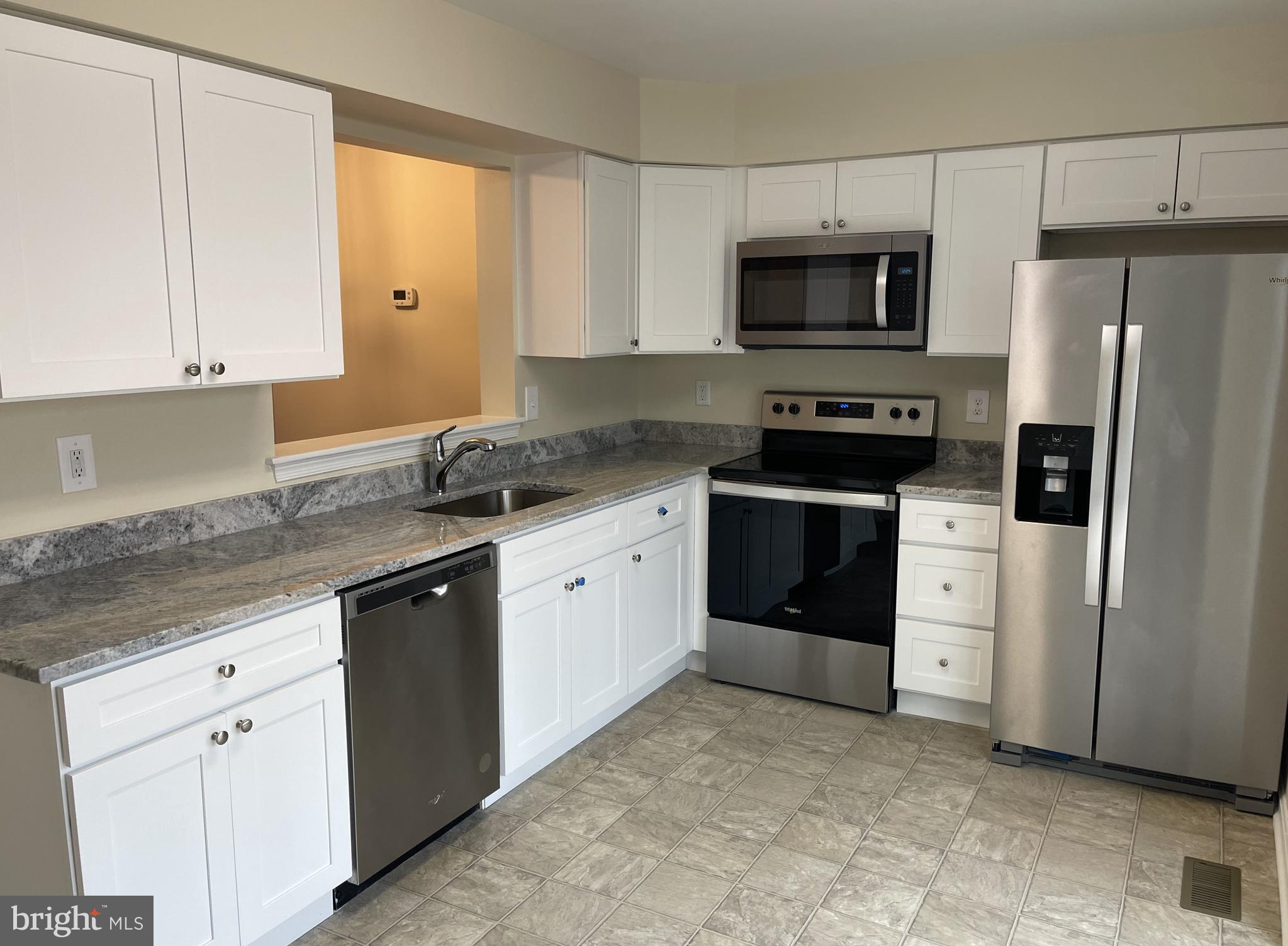 CROFTON MEADOWS - Residential Lease