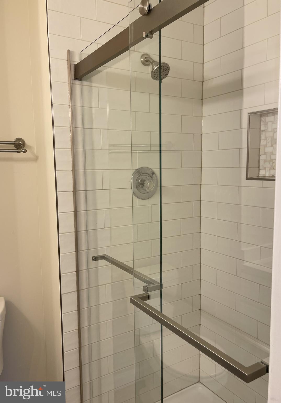 CROFTON MEADOWS - Residential Lease