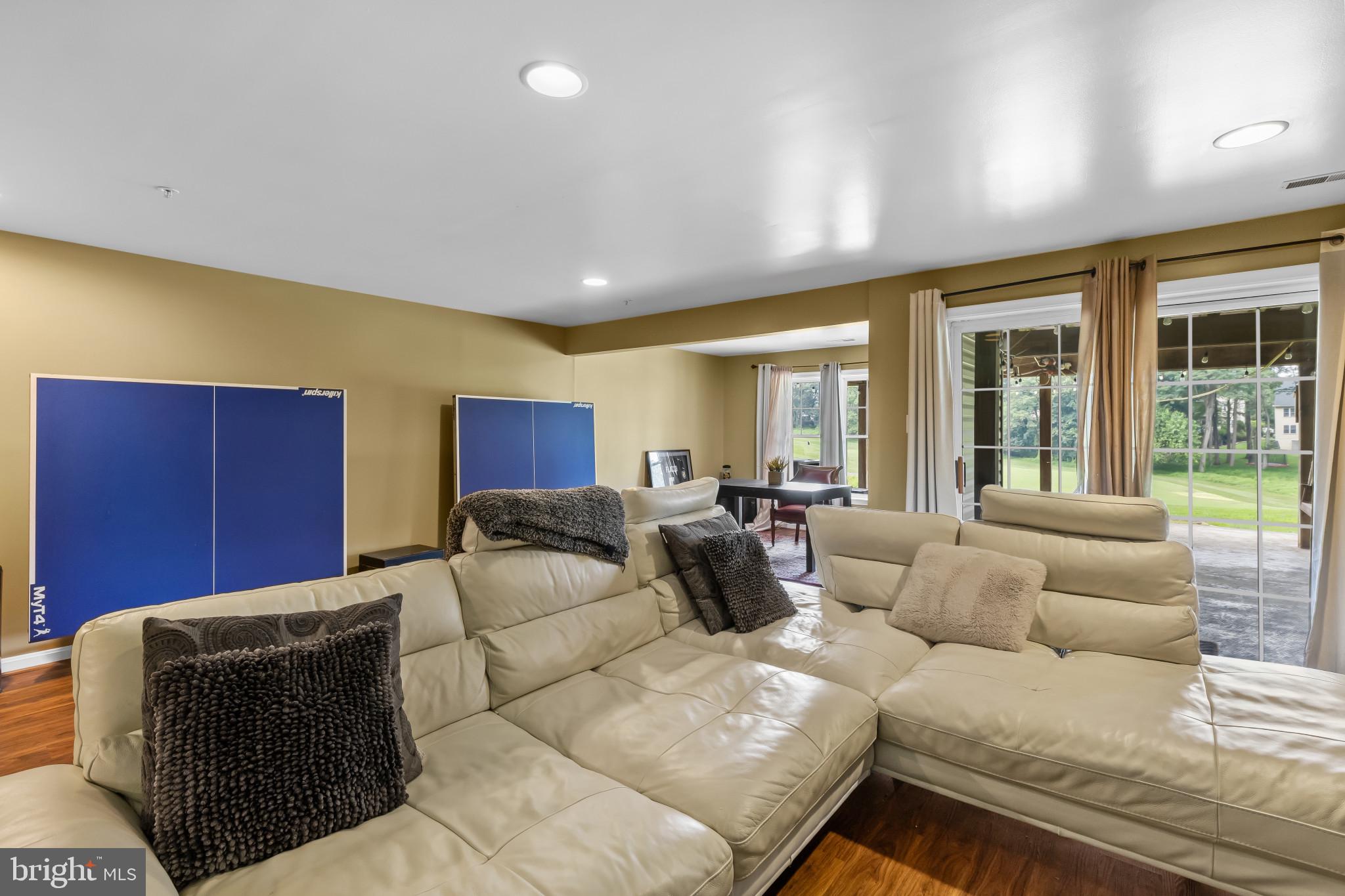 WAVERLY WOODS - Residential