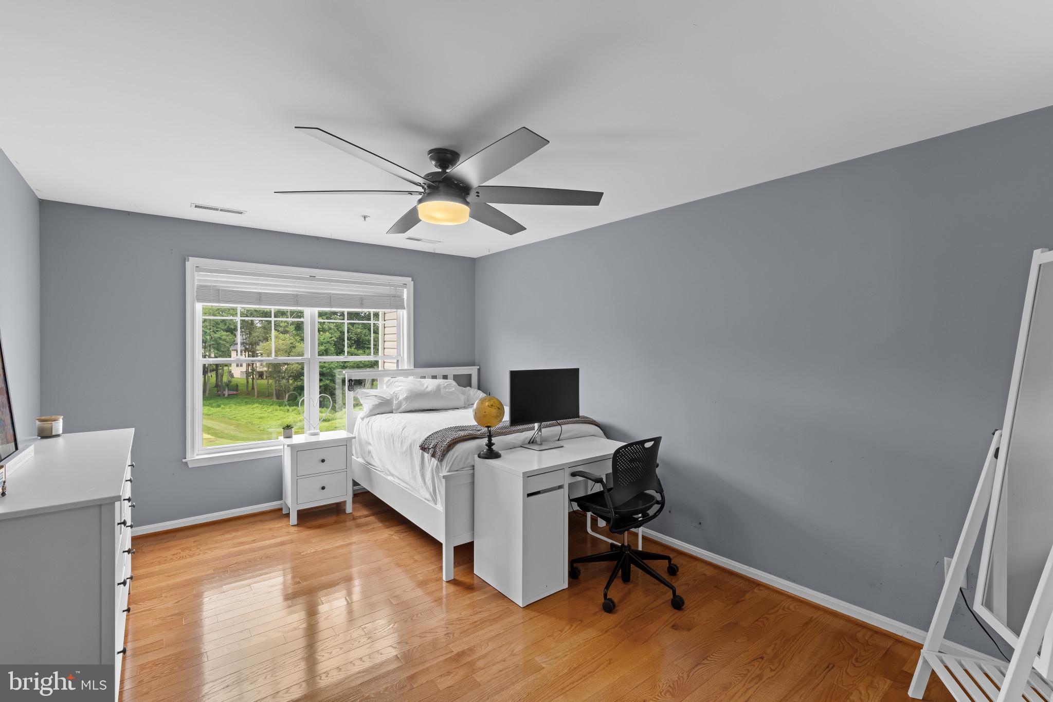 WAVERLY WOODS - Residential